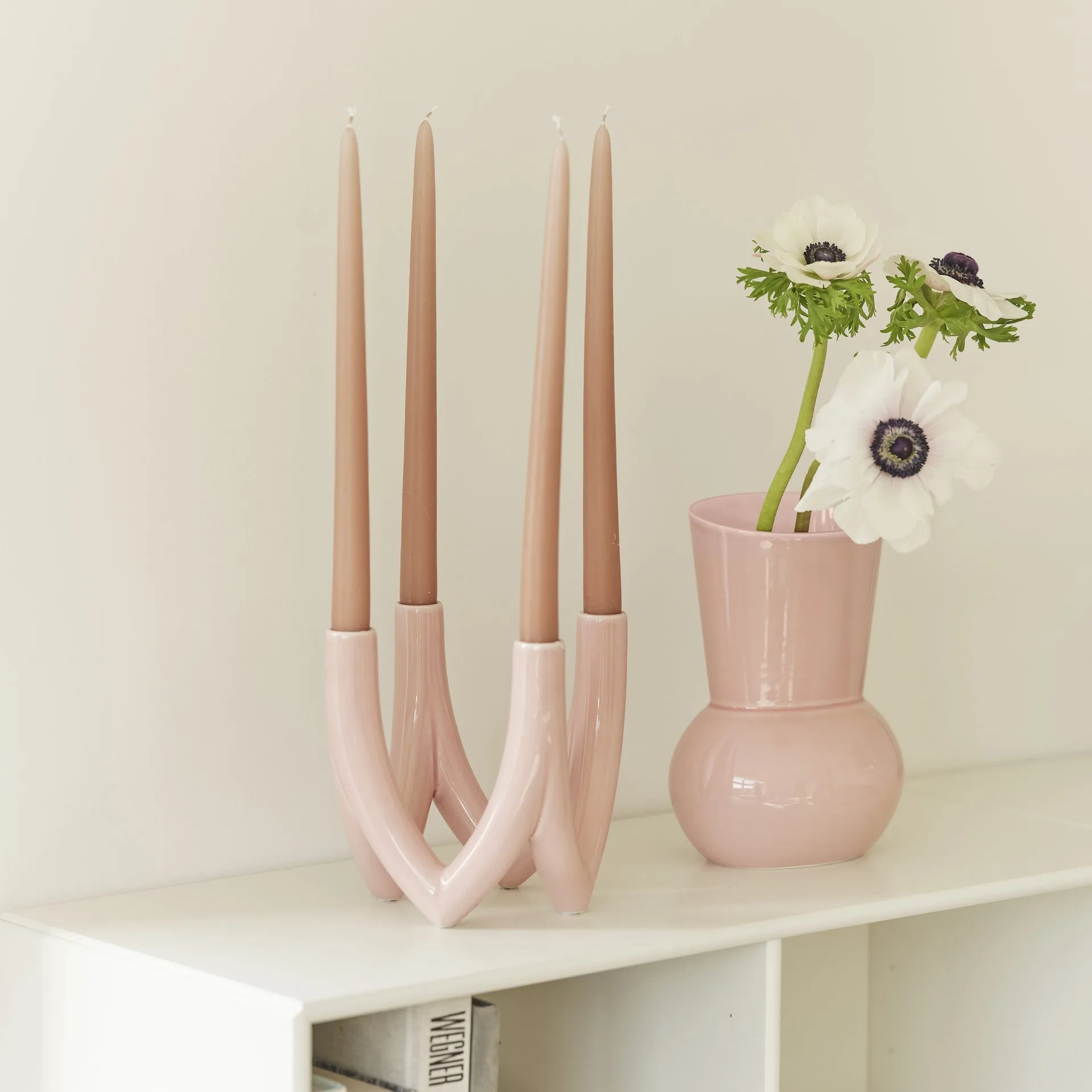 Jarrón Oval Vase no. 66, Rose pink Ro Collection