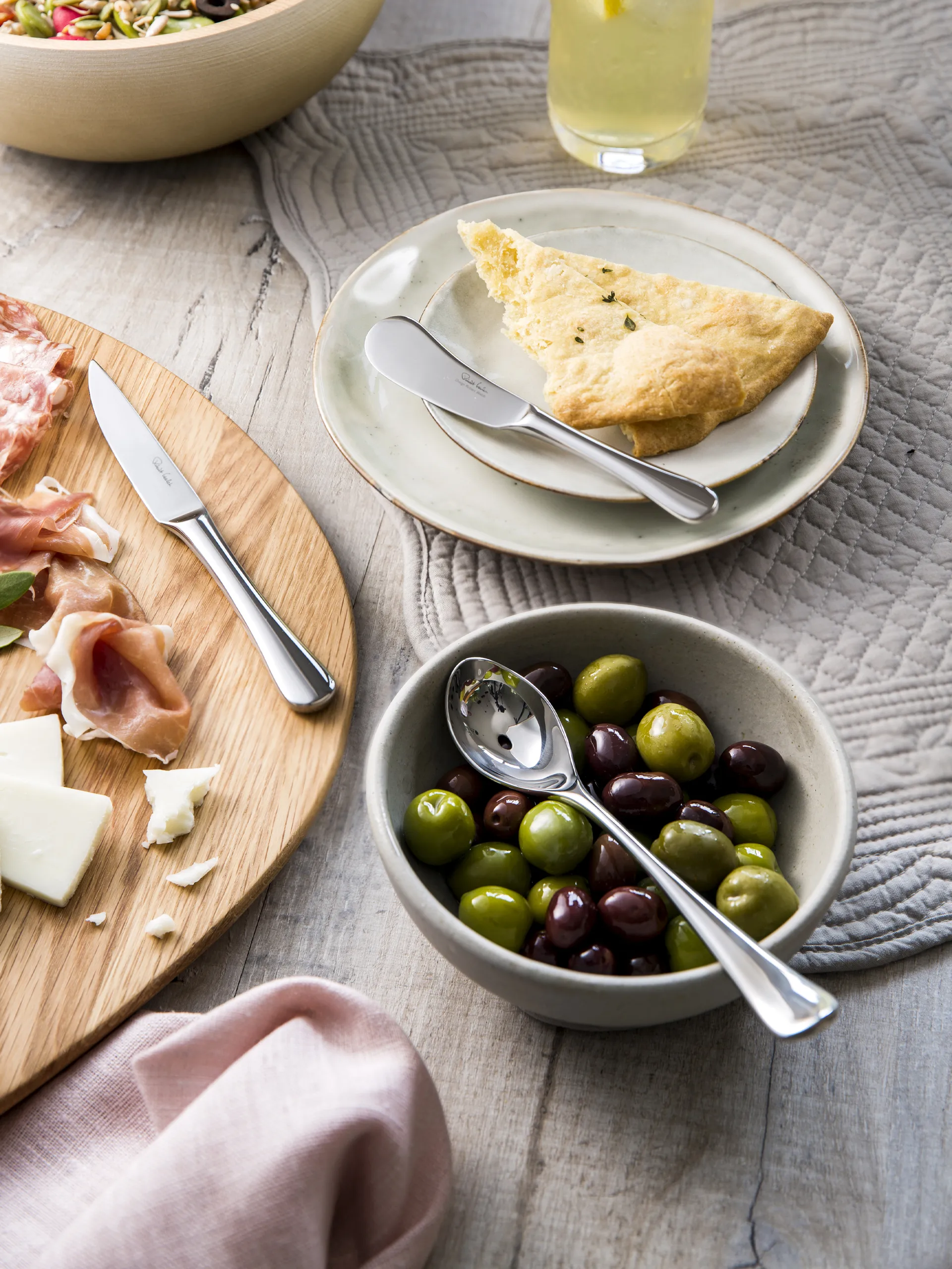 Cuchara para olivas Radford brillante, acero inoxidable Robert Welch