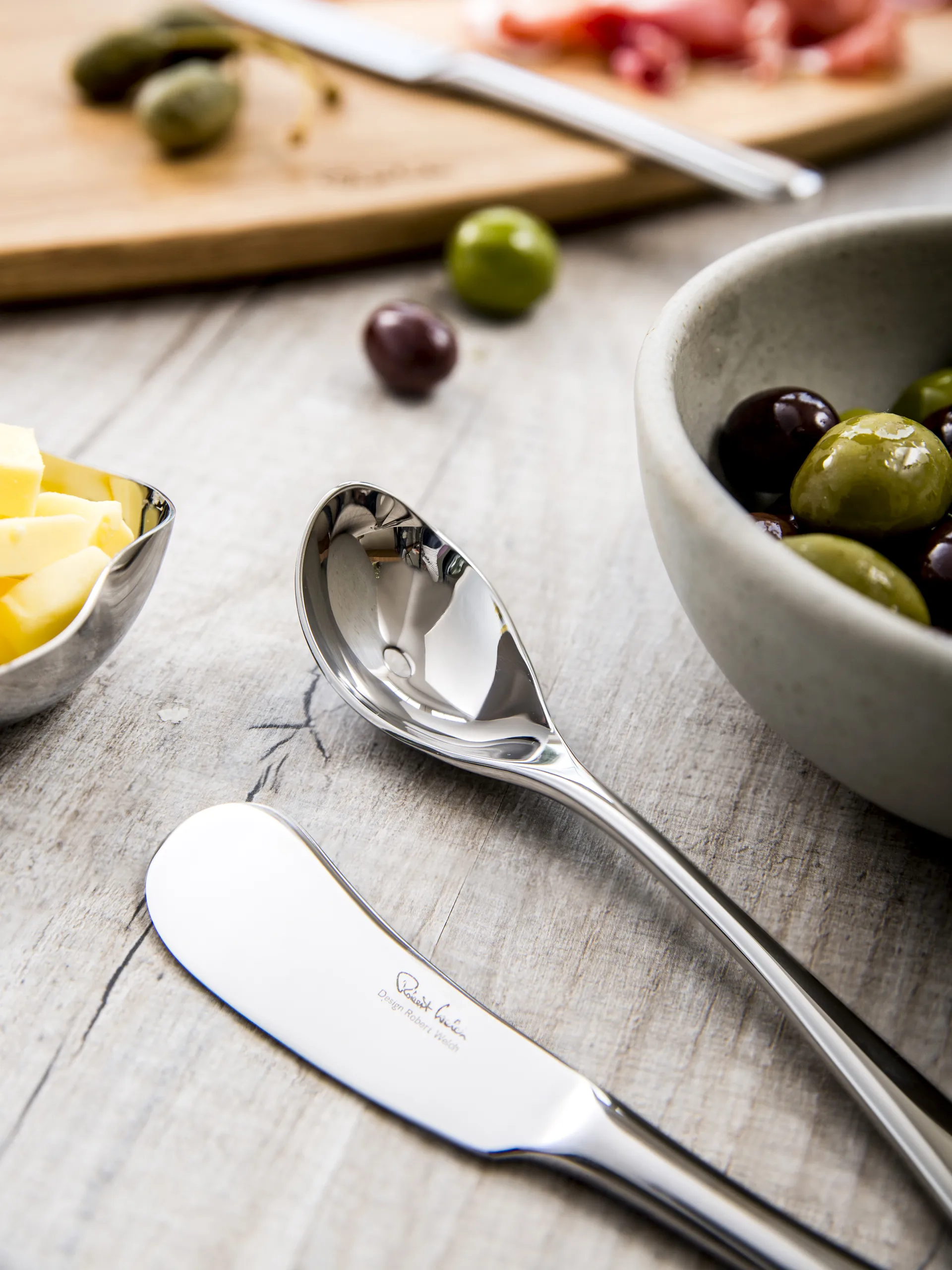 Cuchara para olivas Radford brillante, acero inoxidable Robert Welch
