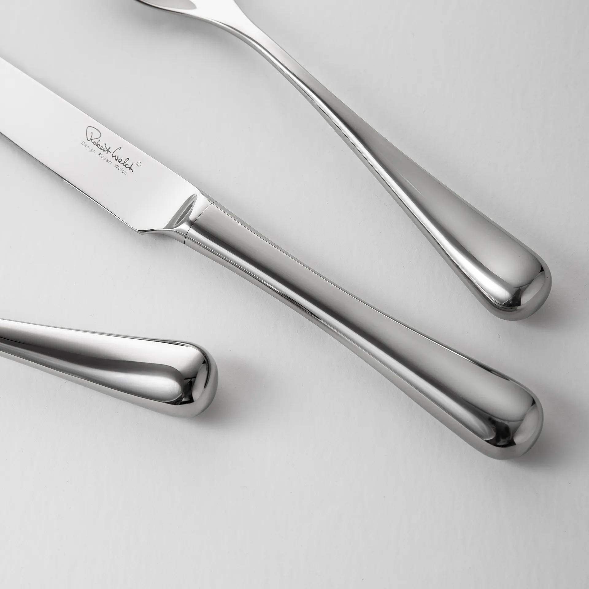 Cuchillo de mesa Radford Air brillante, acero inoxidable Robert Welch