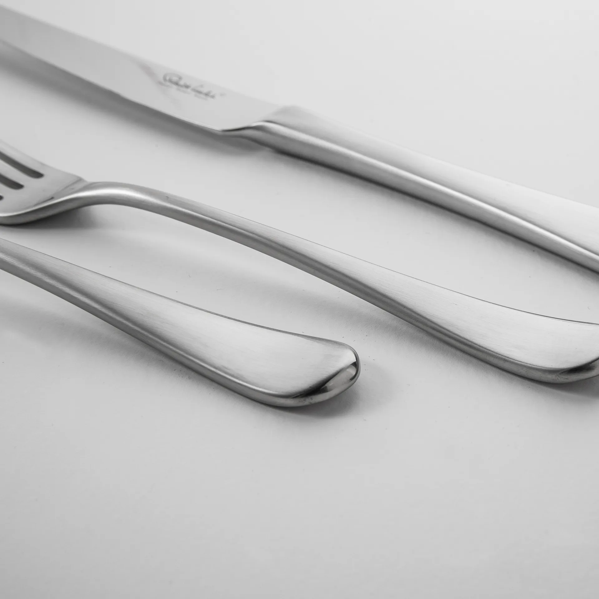 Tenedor de mesa Radford mate, acero inoxidable Robert Welch