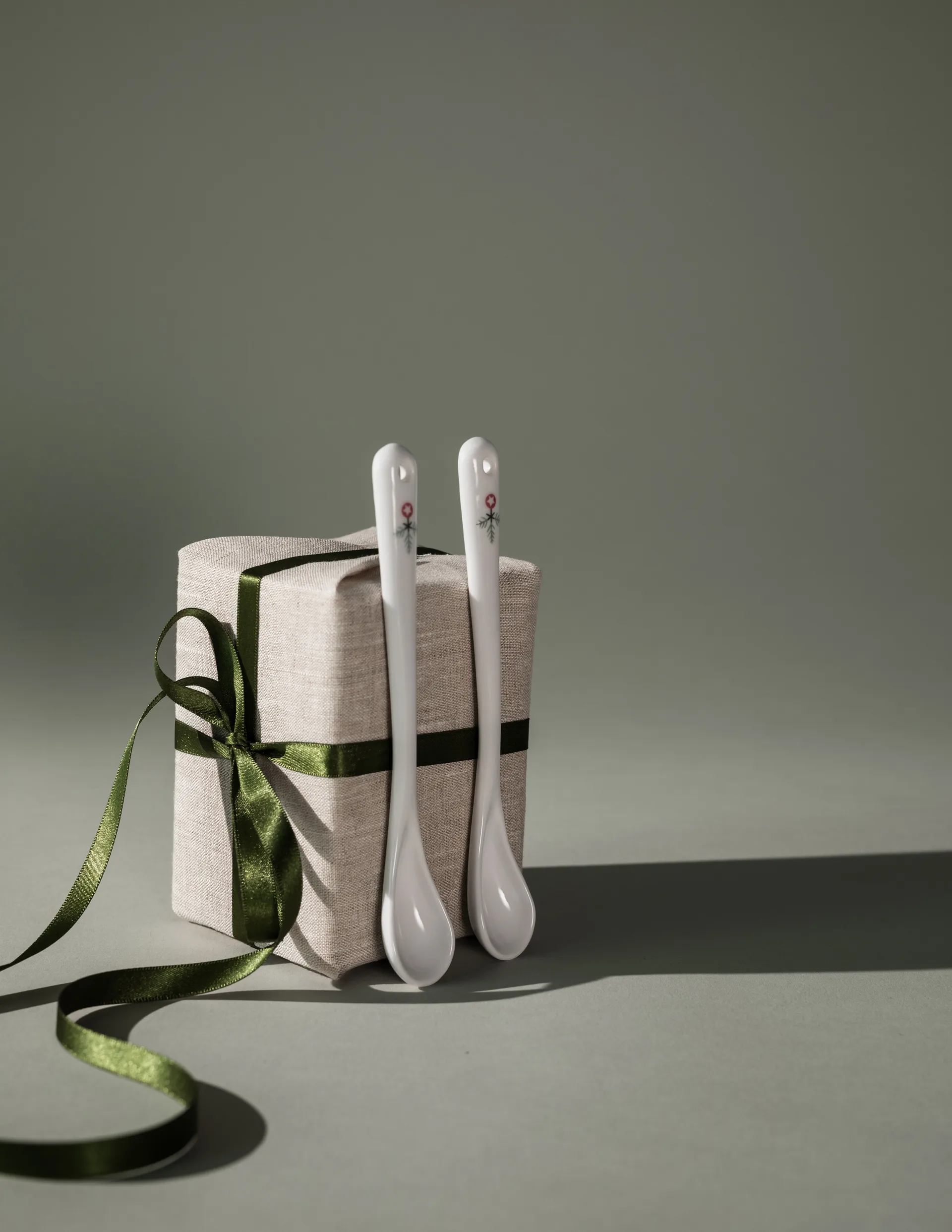 2 Cucharas Swedish Grace Winter, Blanco
 Rörstrand