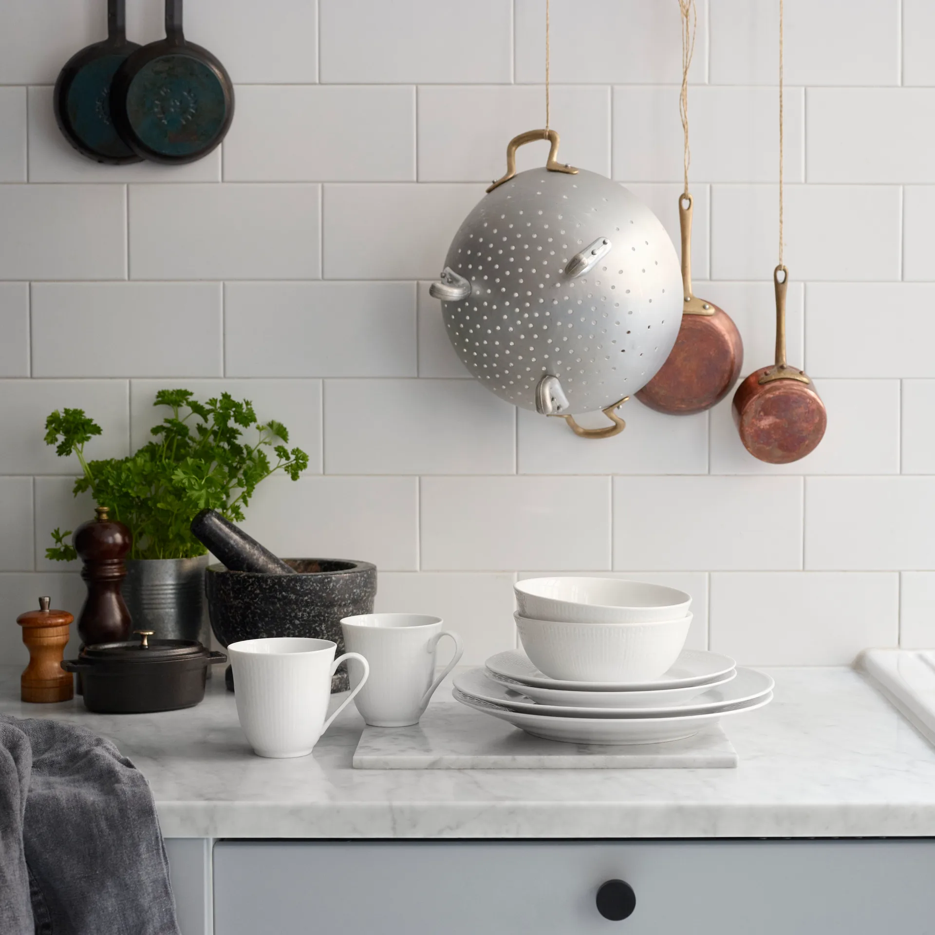 Plato Swedish Grace Ø21 cm, nieve (blanco) Rörstrand