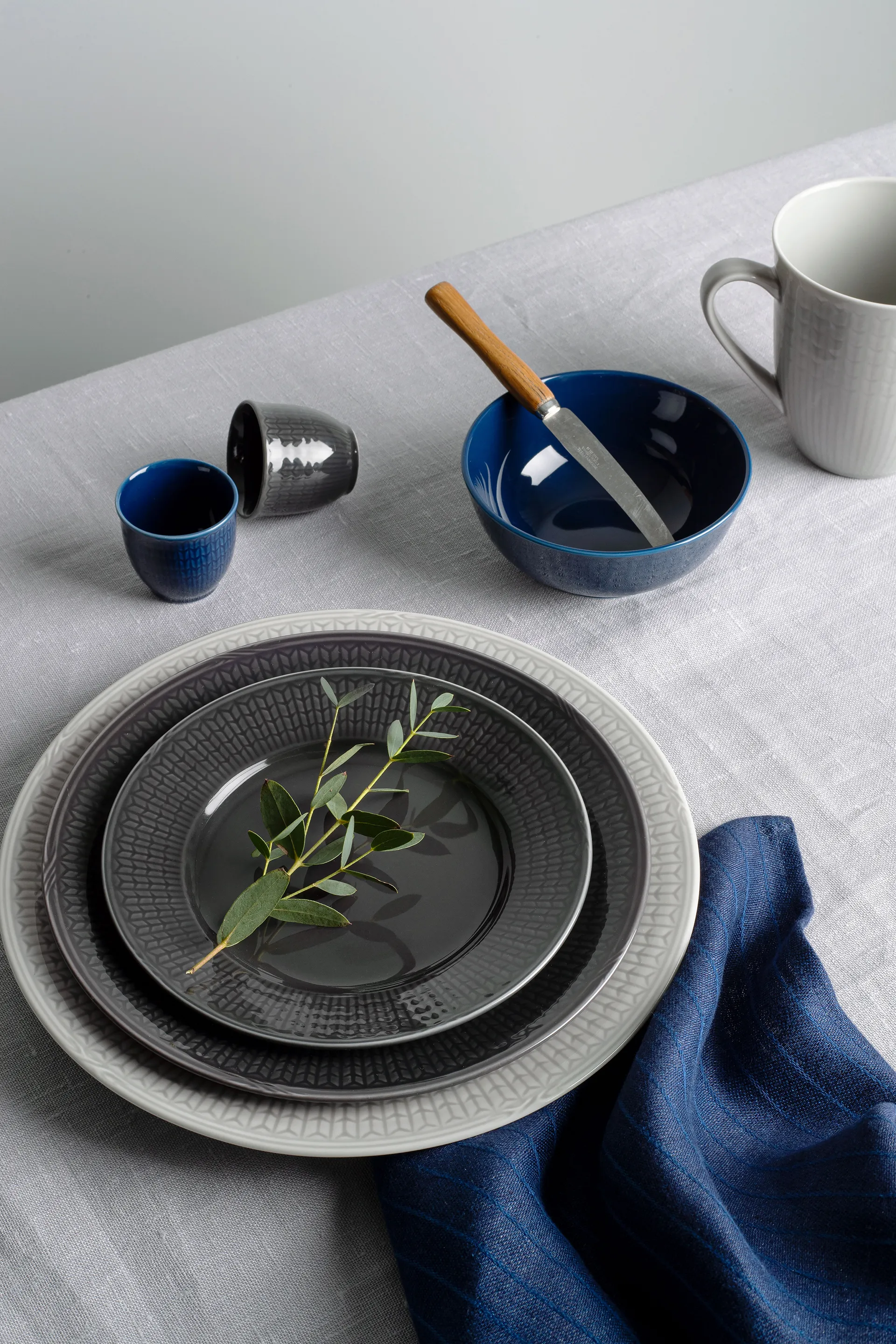 Plato Swedish Grace Ø27 cm, Niebla (gris) Rörstrand