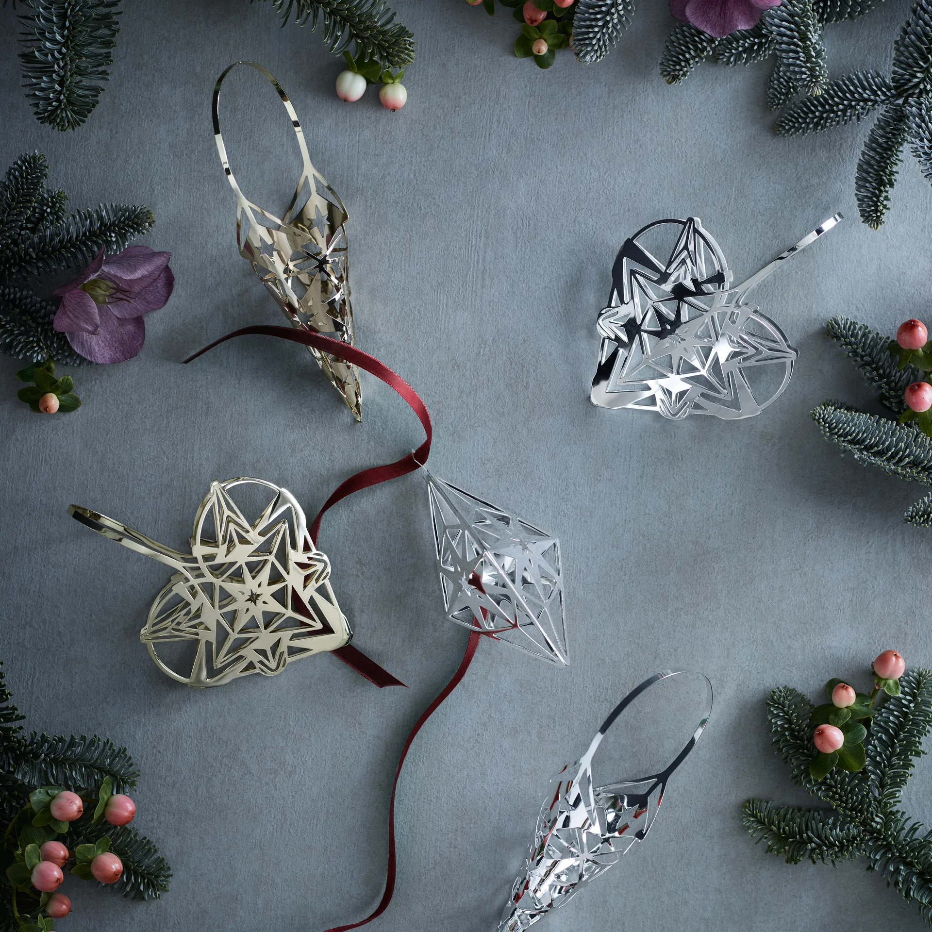 Colgante de Navidad corazón Karen Blixen 12,8 cm, oro Rosendahl