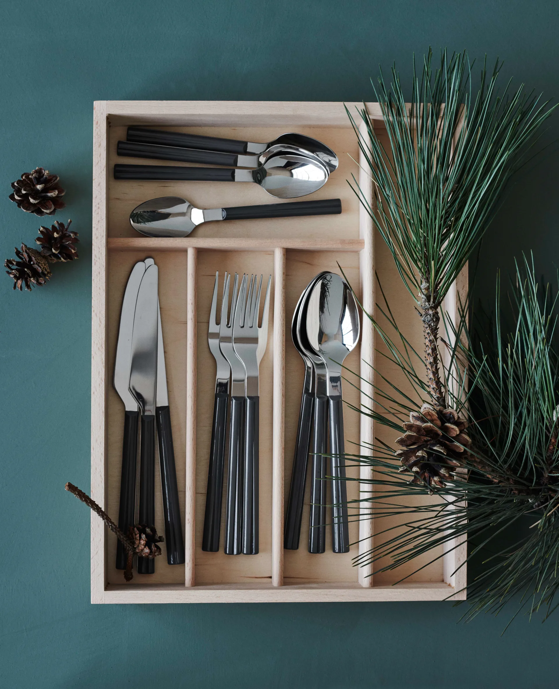 Cubertería Grand Cru Bistro 16 piezas, Ash-grey Rosendahl