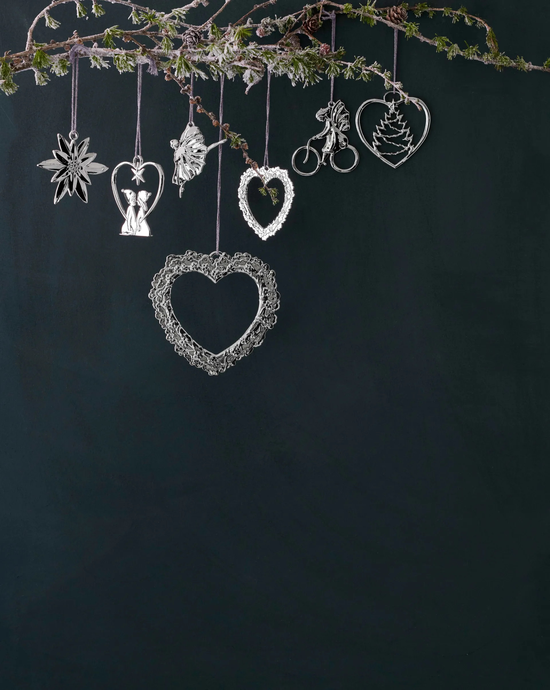 Decoración de Navidad Karen Blixen Corazón de flores, Plata Rosendahl