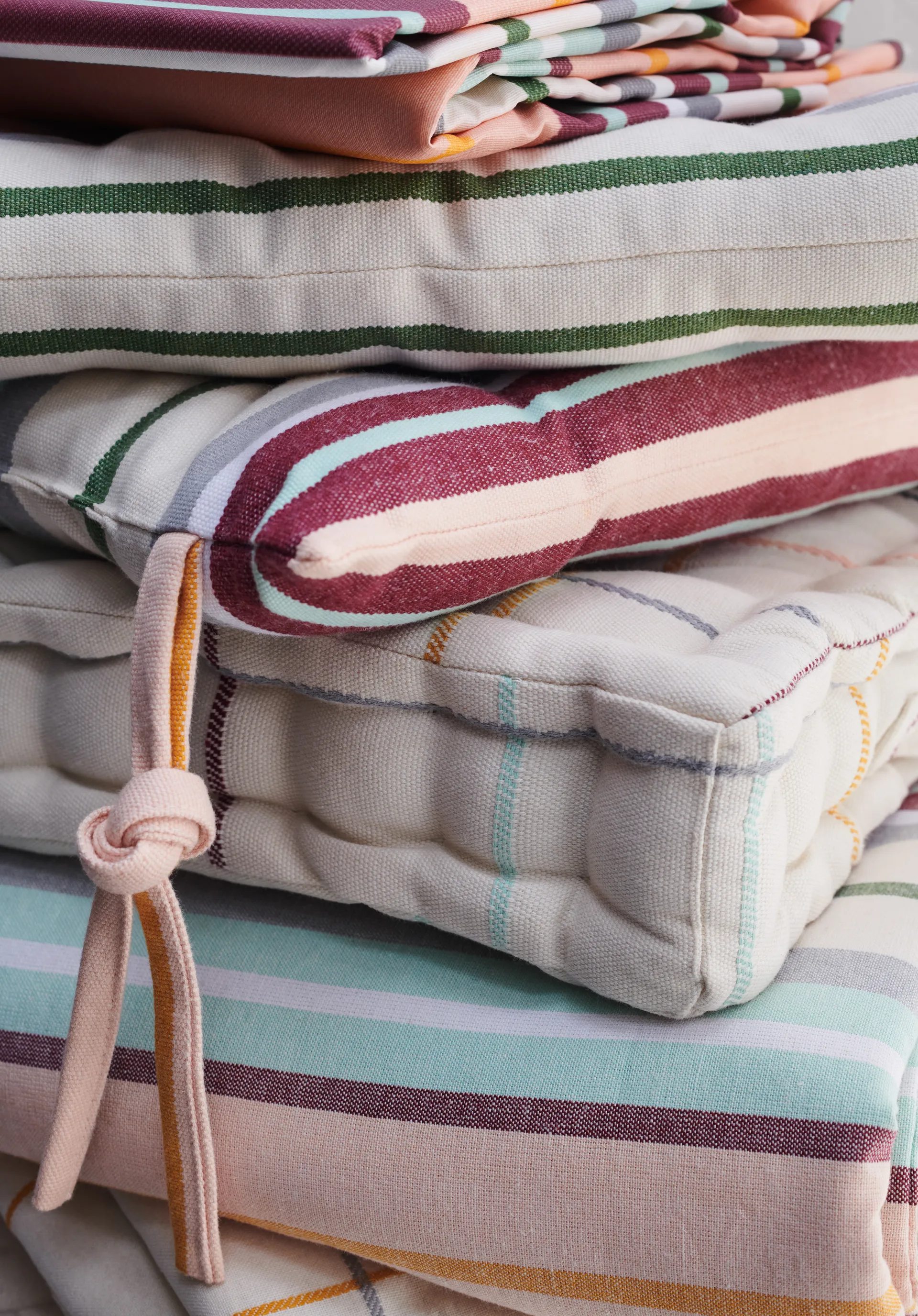 Manta Outdoor Check quiltad 130x180, Multi Rosendahl