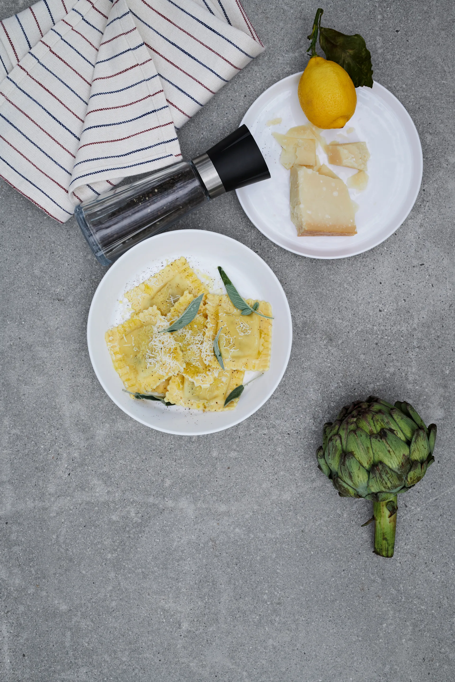 Molinillo de sal y pimienta Grand Cru H20,5 cm, Negro-acero Rosendahl