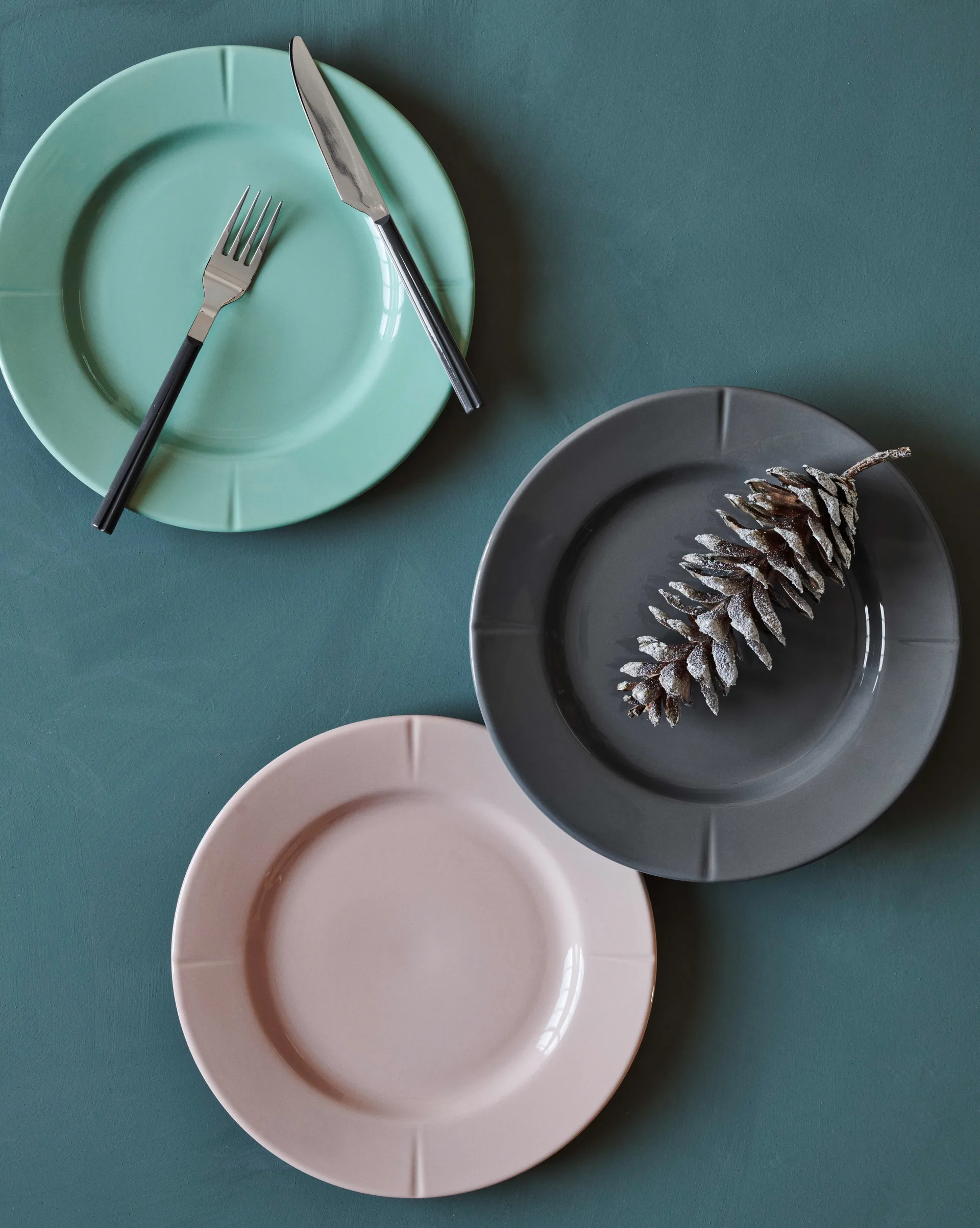 Plato Grand Cru Colourful Ø27 cm, Ash-grey Rosendahl