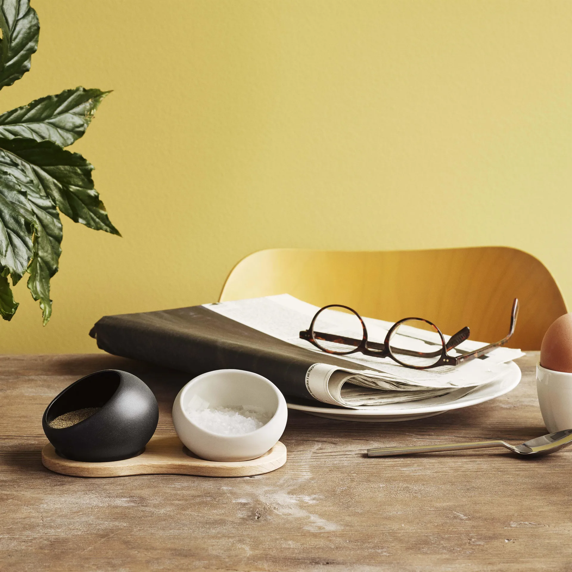 Salero y pimentero Grand Cru, negro-blanco Rosendahl