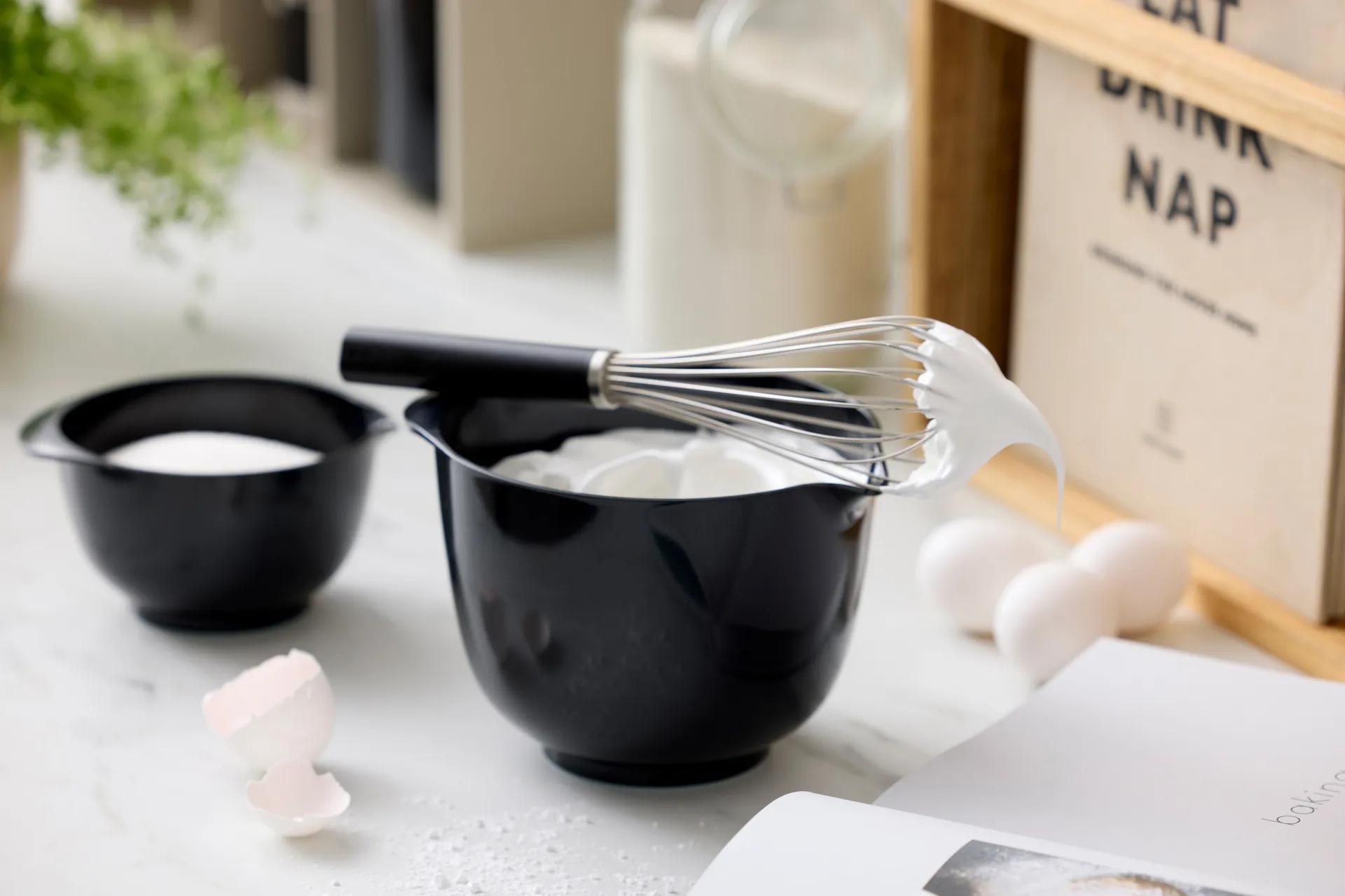 Batidor de globo Emma de acero, 27 cm, Negro Rosti