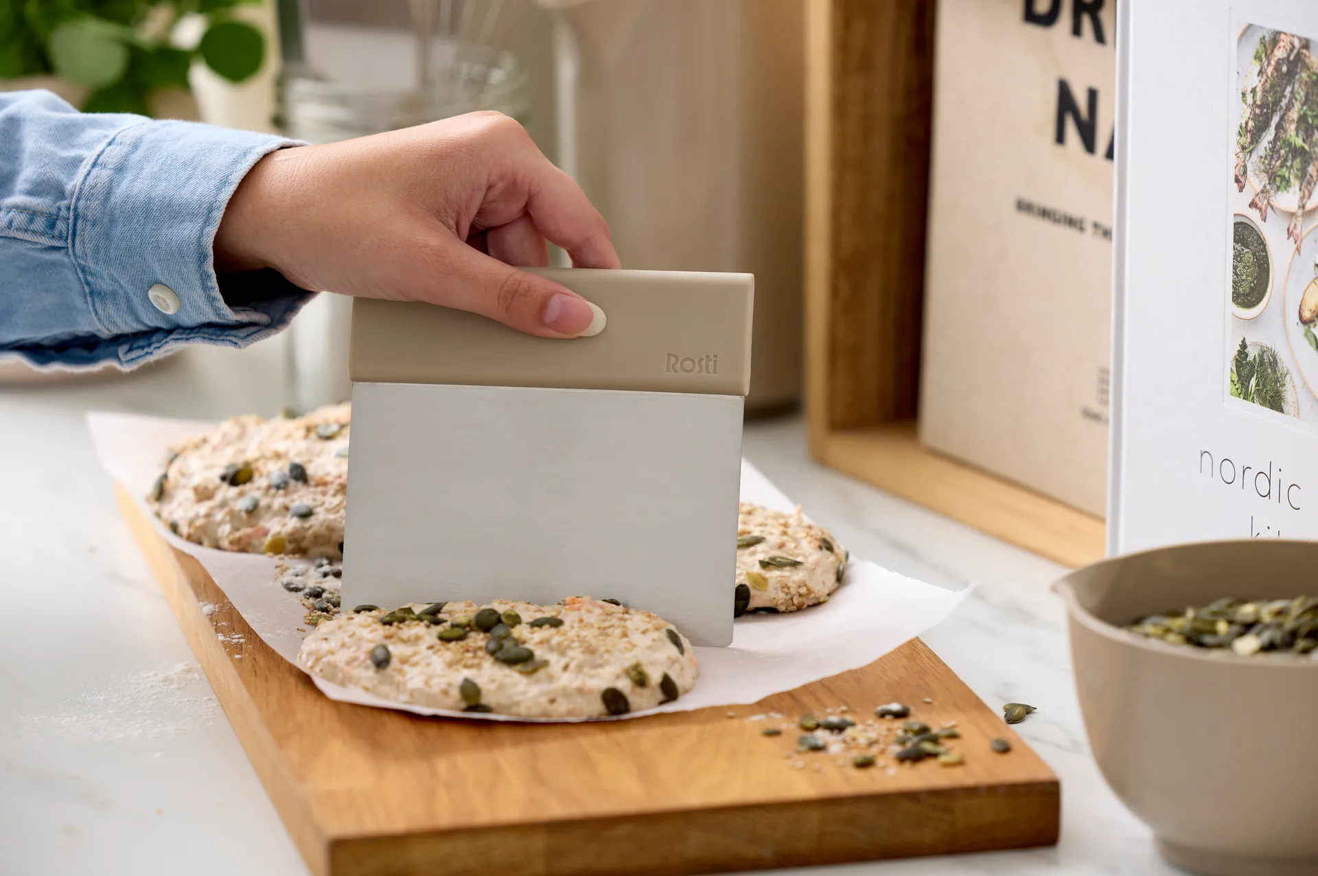 Cortador de masa Emma de acero, Humus Rosti