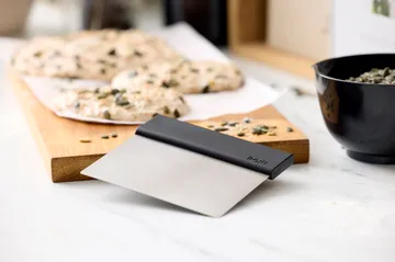 Emma cortador de masa de acero - Negro - Rosti