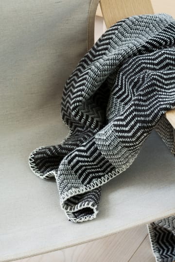 Manta Fri 150x200 cm - Gray day - Røros Tweed