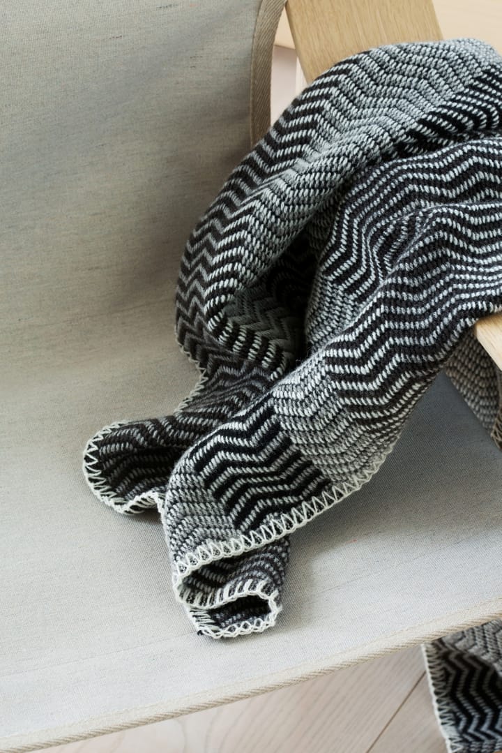 Manta Fri 150x200 cm, Gray day Røros Tweed