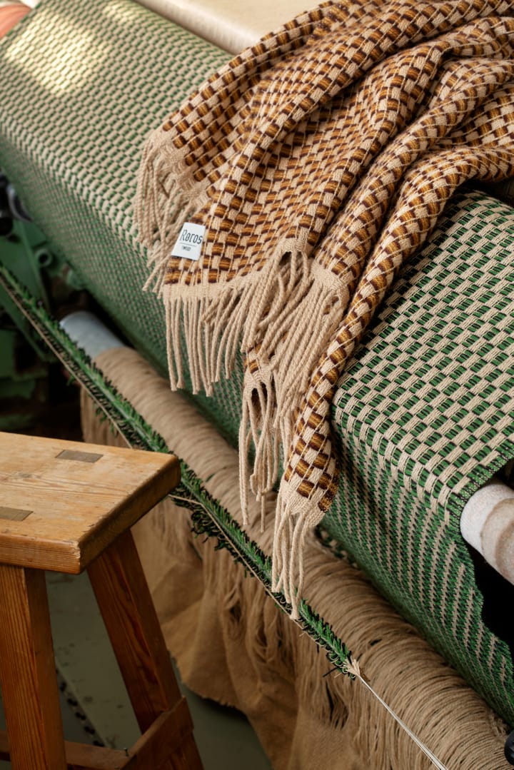 Manta Isak 150x210 cm, Chestnut Røros Tweed