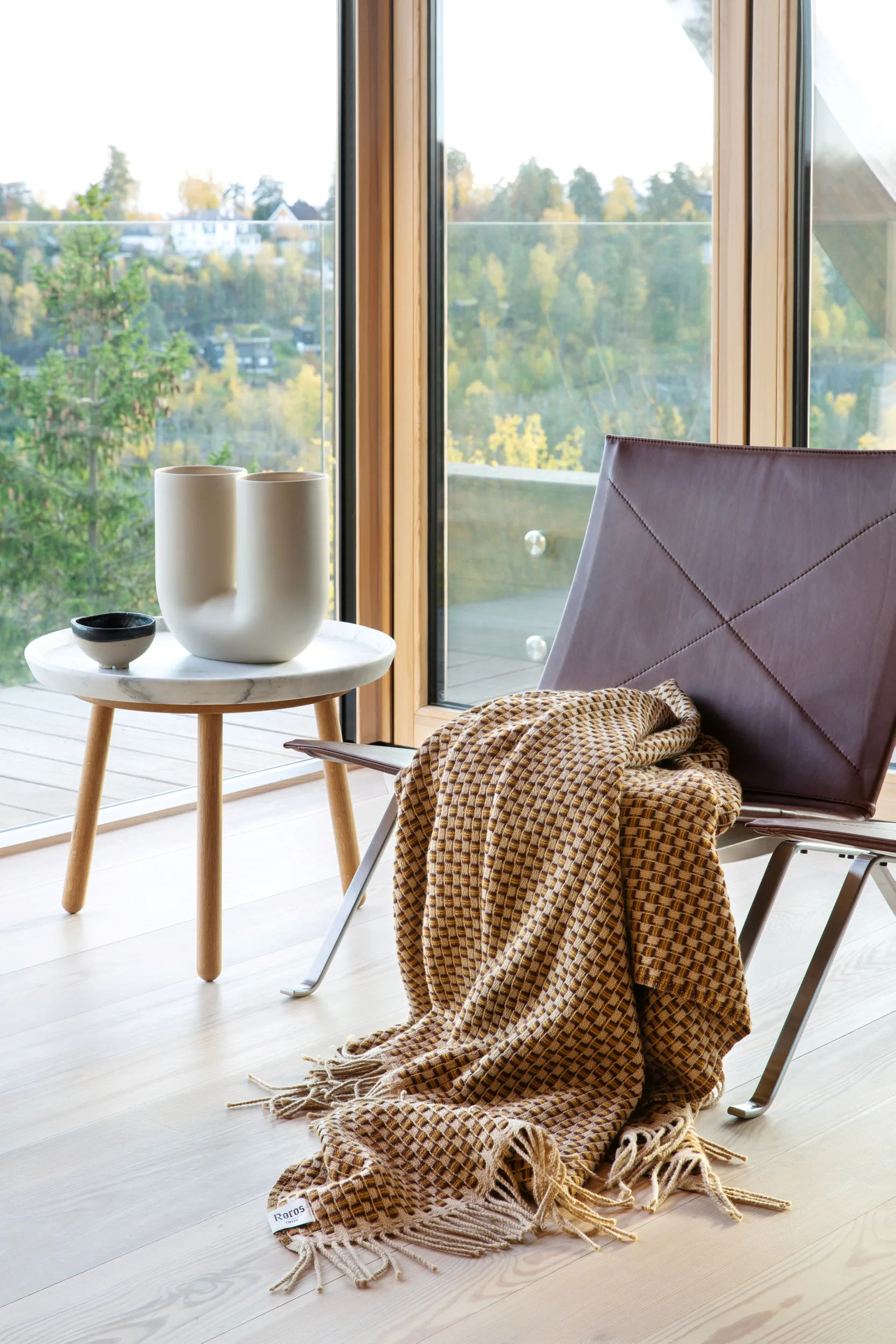 Manta Isak 150x210 cm, Chestnut Røros Tweed