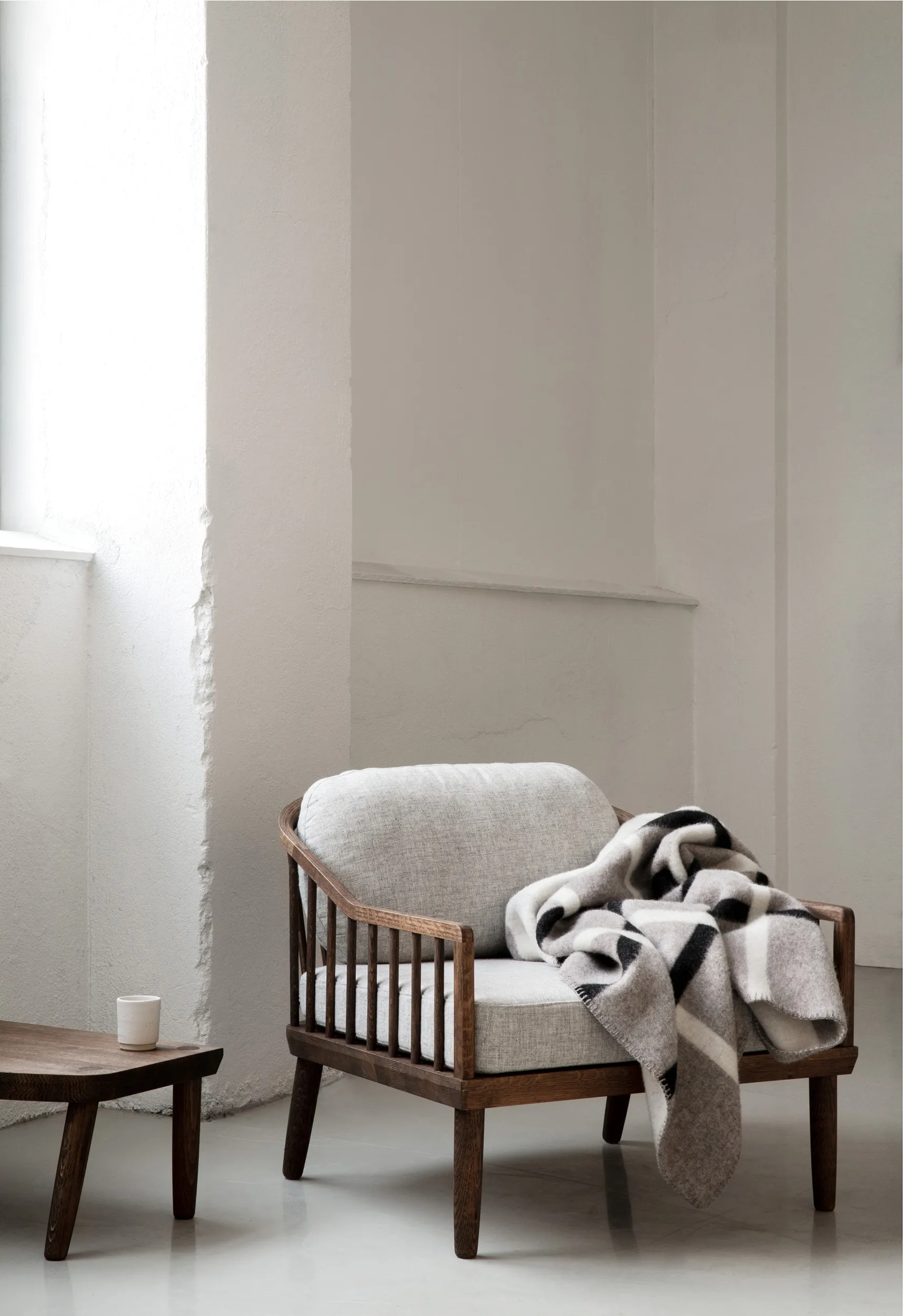 Manta Knut 135x200 cm, Dove grey Røros Tweed