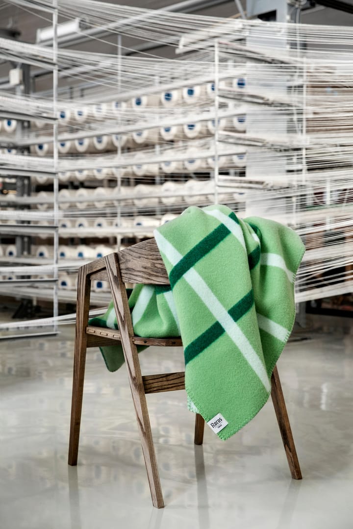 Manta Knut 135x200 cm, Field green Røros Tweed