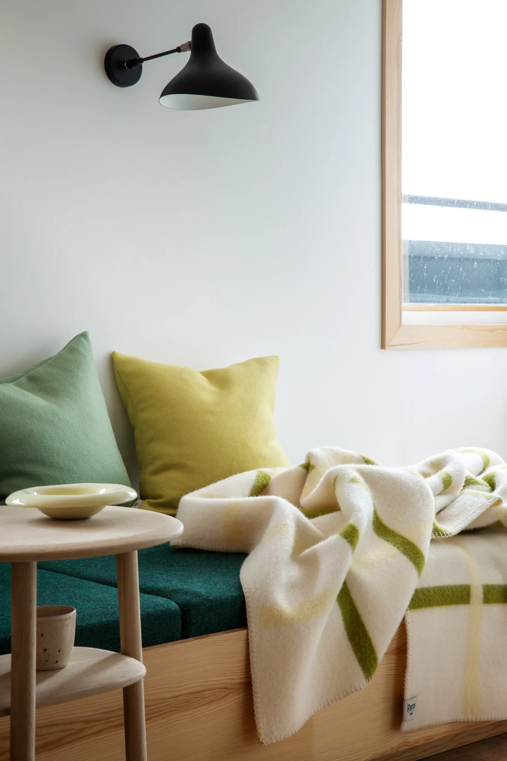 Manta Knut 135x200 cm, Lime Røros Tweed