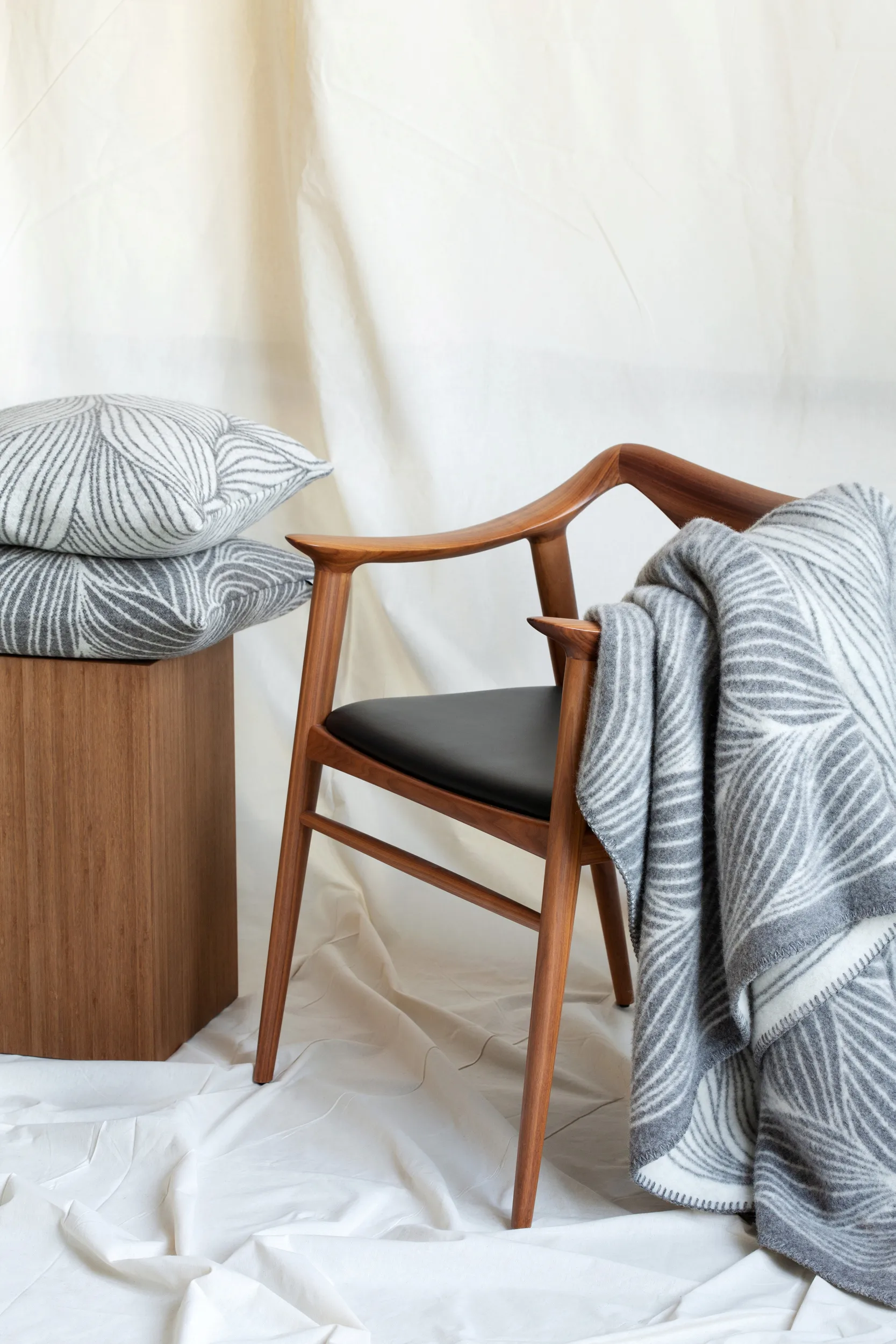 Manta Naturpledd 135x200 cm, Flette Røros Tweed