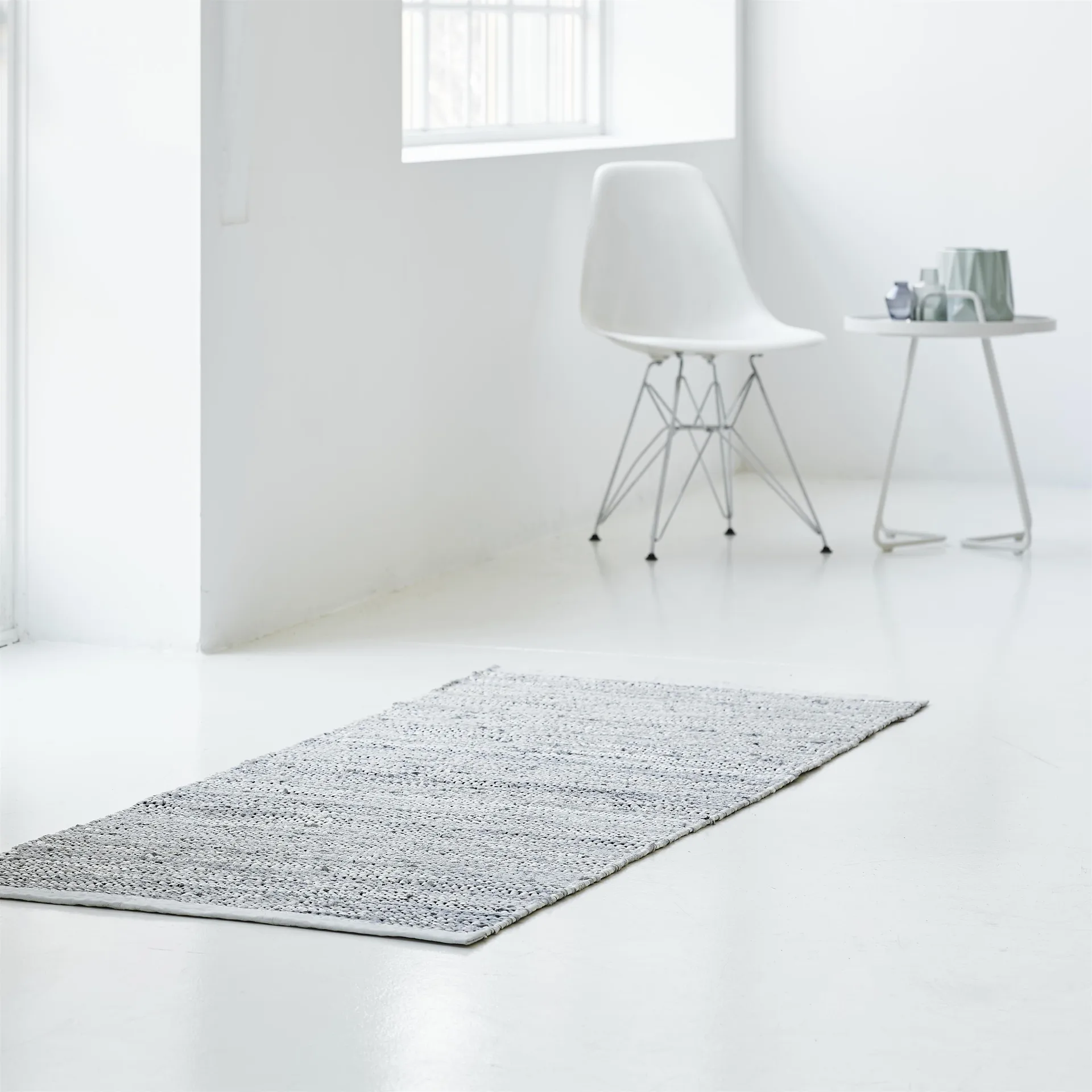 Alfombra Leather 65x135 cm, light grey (gris claro) Rug Solid