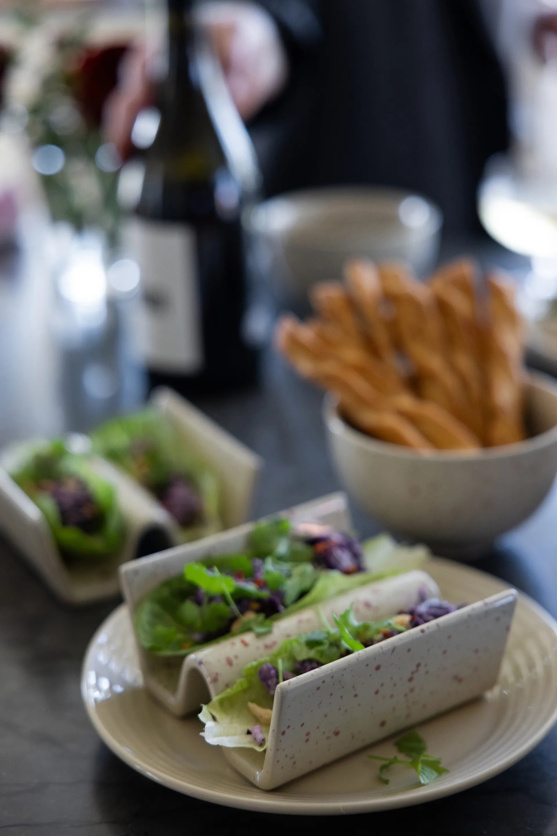 2 Soportes para tacos Ditte, Beige-burdeos Sagaform