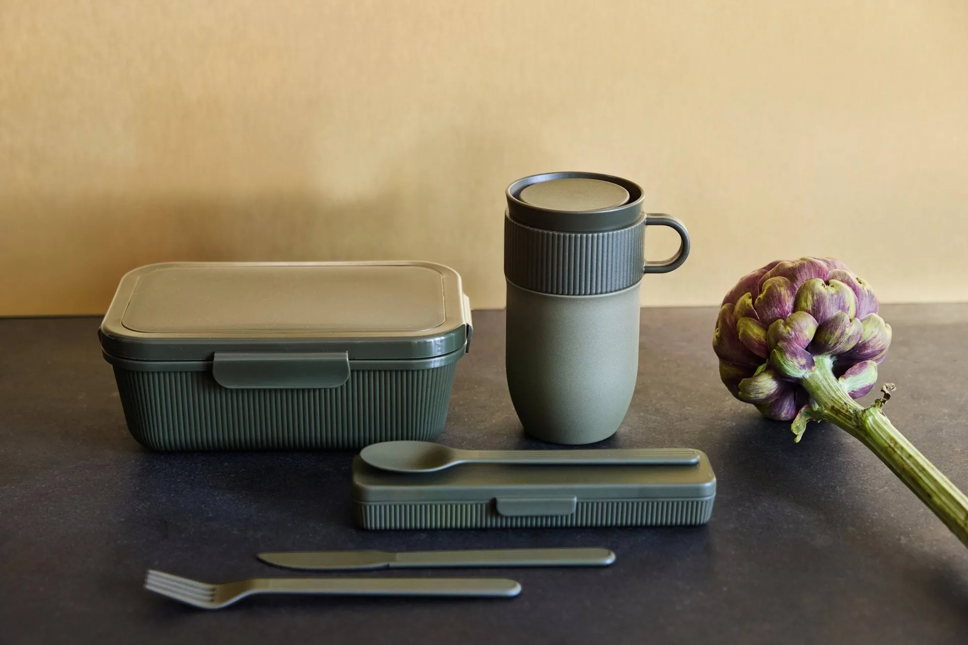 Cubertería Tina, Verde Pantone 4228C Sagaform