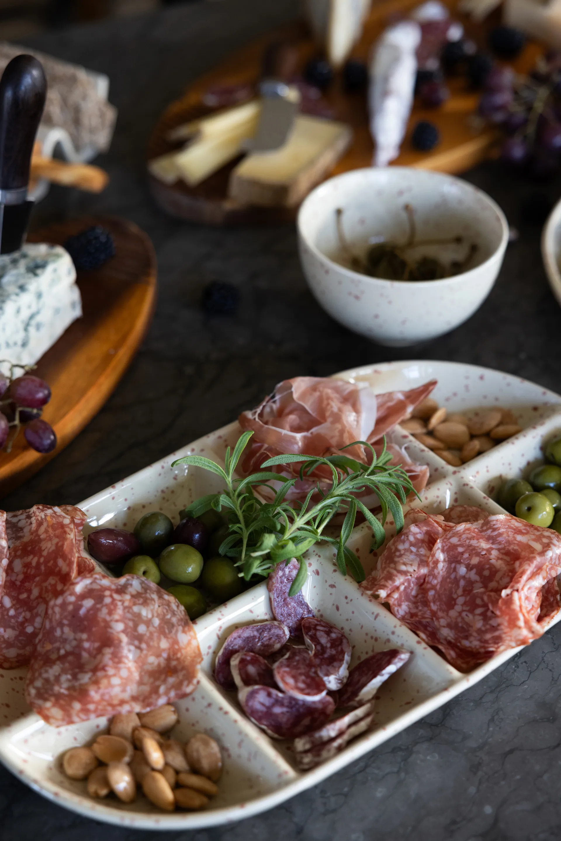 Fuente para servir Ditte grande 20x36 cm, Beige-burdeos Sagaform