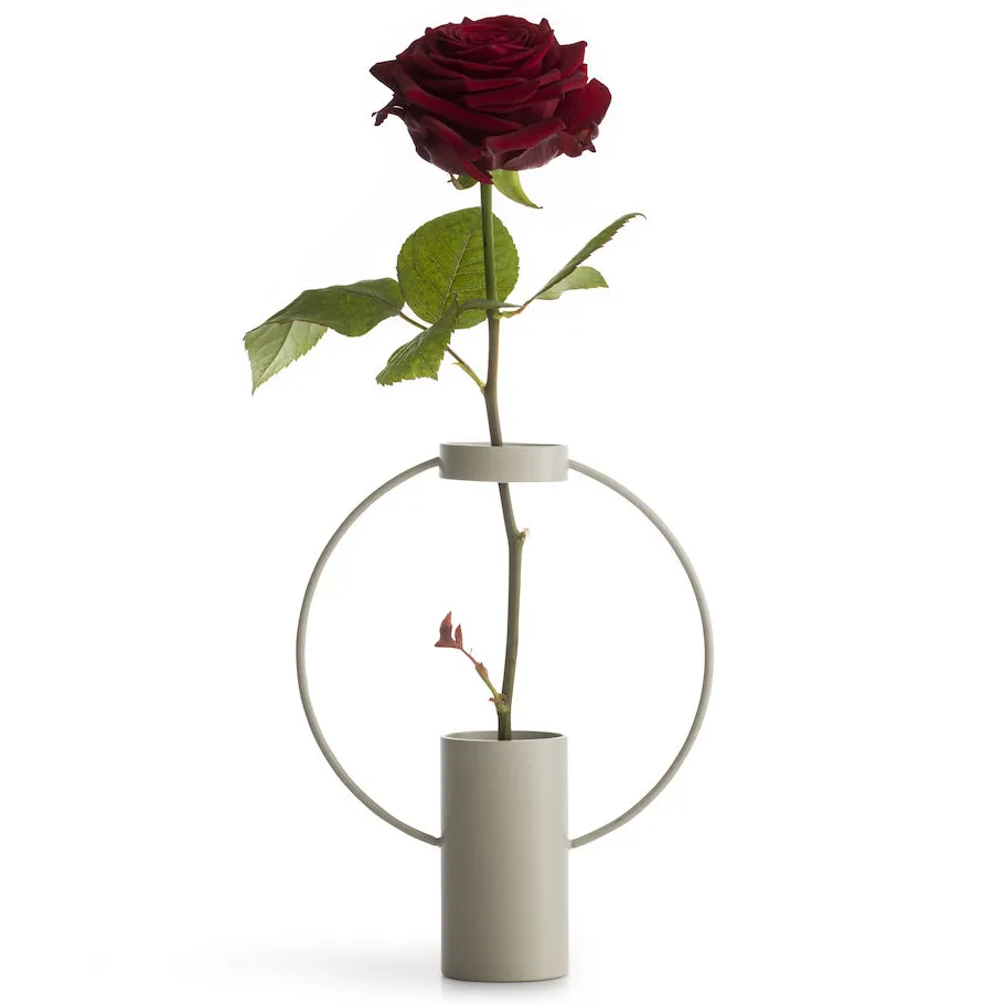 Jarrón Moon 21 cm, arena Sagaform