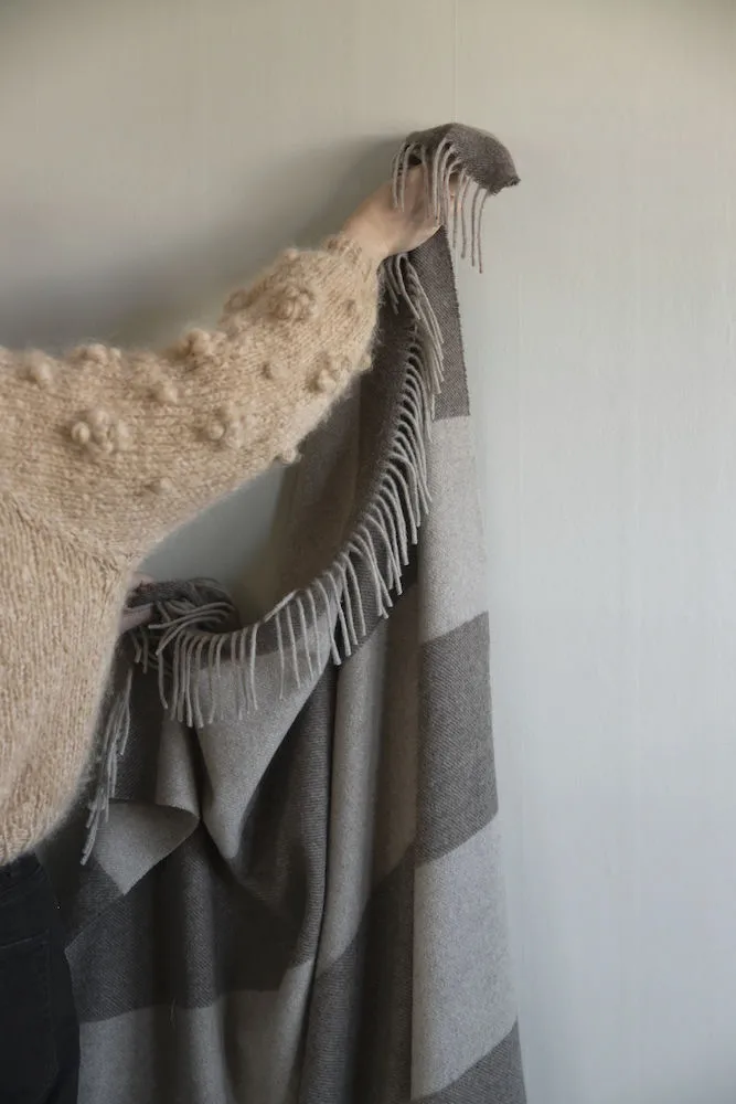 Manta de lana Ulle, gris-gris claro Sagaform