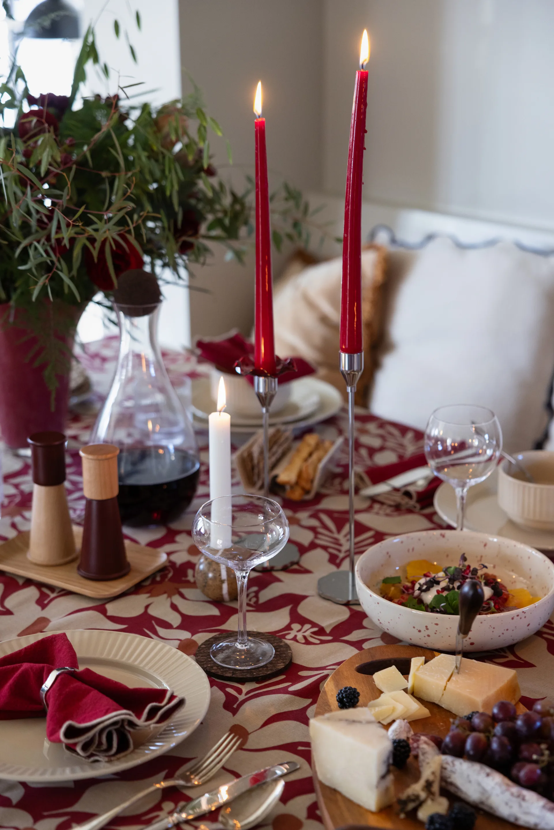 Mantel Edith 150x280 cm, Burdeos Sagaform