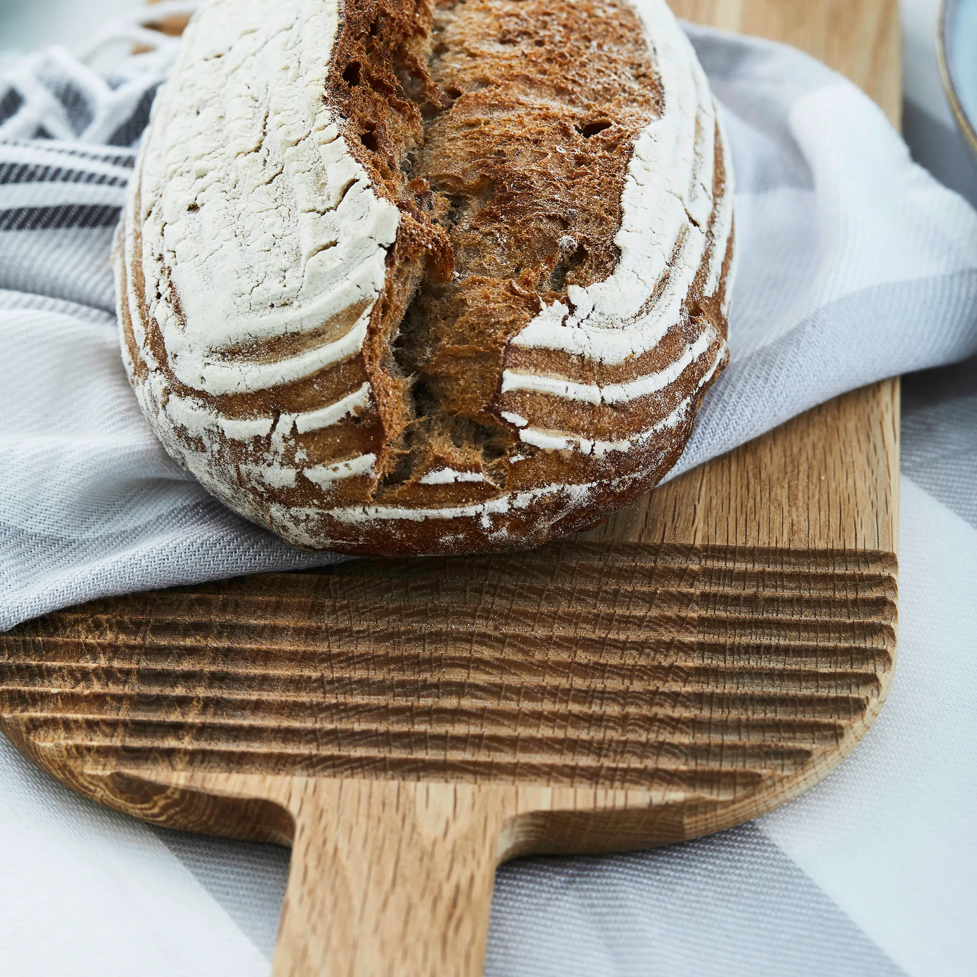 Tabla de cortar con asa Nature bambú, 54 cm Sagaform