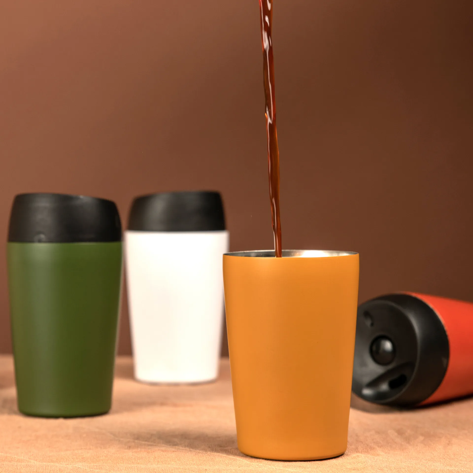 Taza para coche Loke 24 cl, amarillo Sagaform