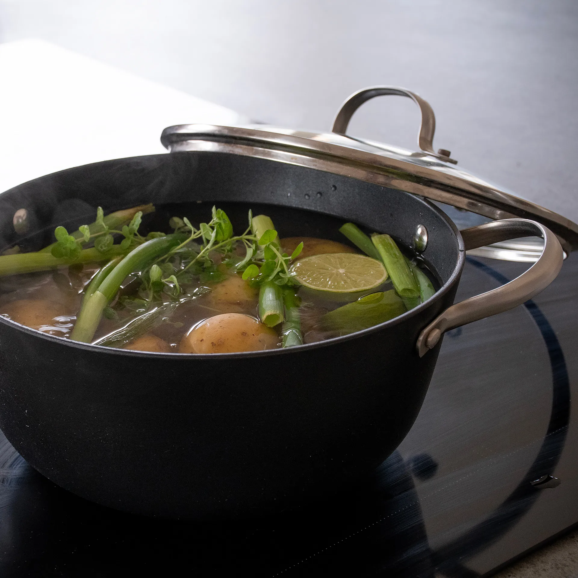 Cacerola sautés con tapa de cristal Satake, 4 L Satake