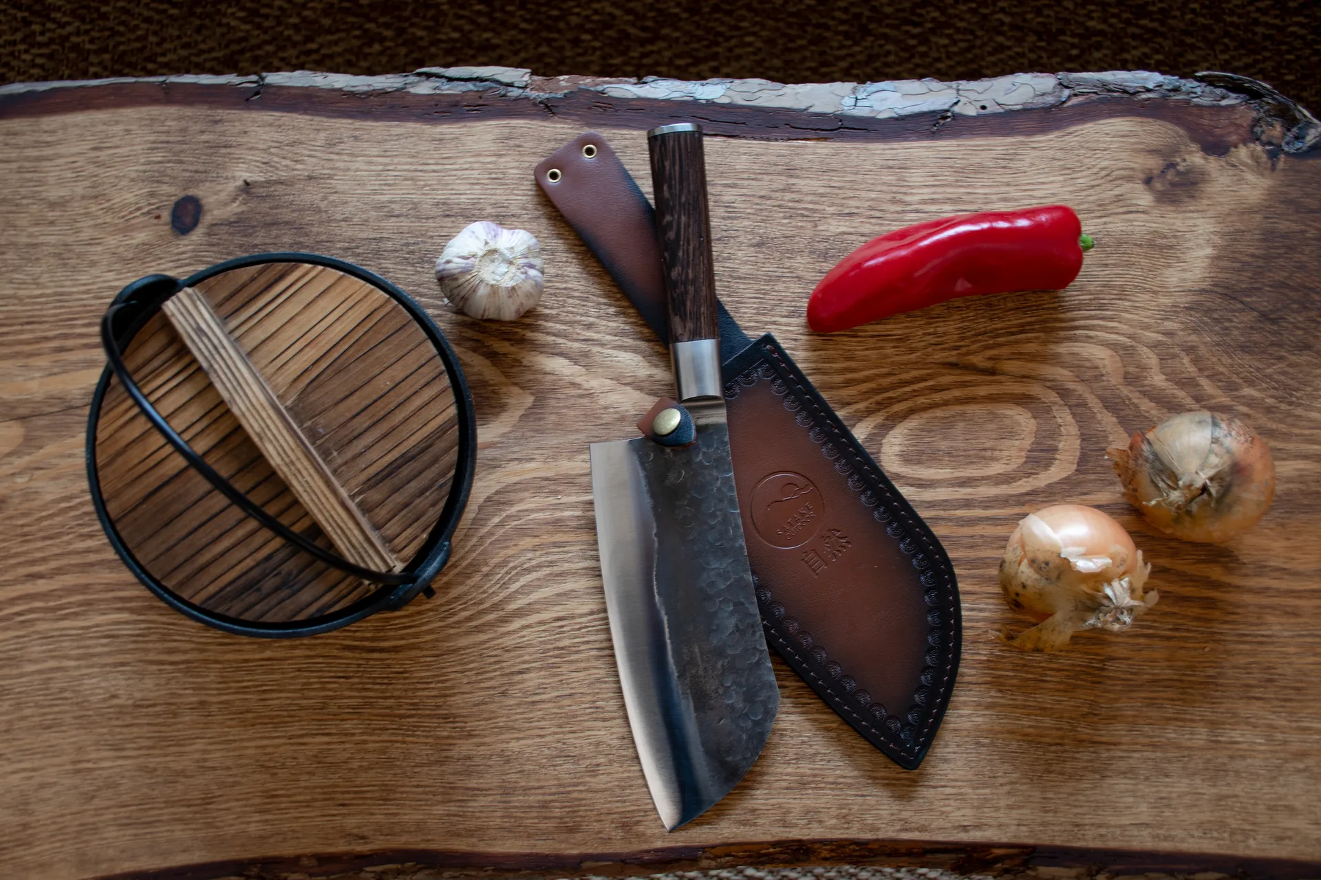 Kuro mori con saia/ funda, 19,5 cm Satake