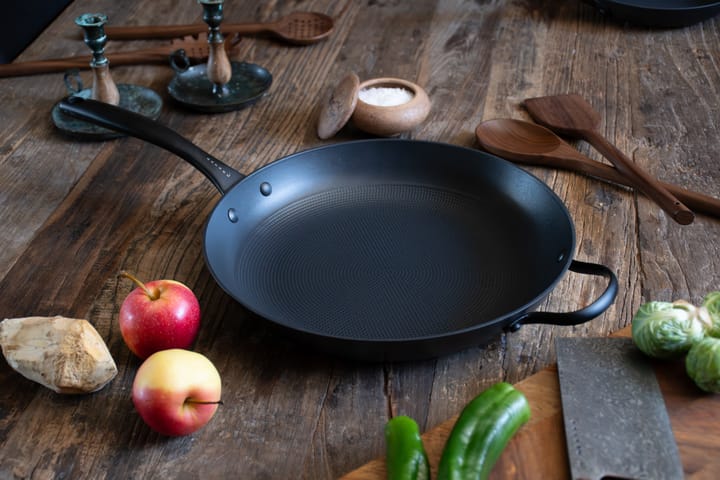 Sartén de cerámica de hierro fundido ligero Satake, 32 cm Satake