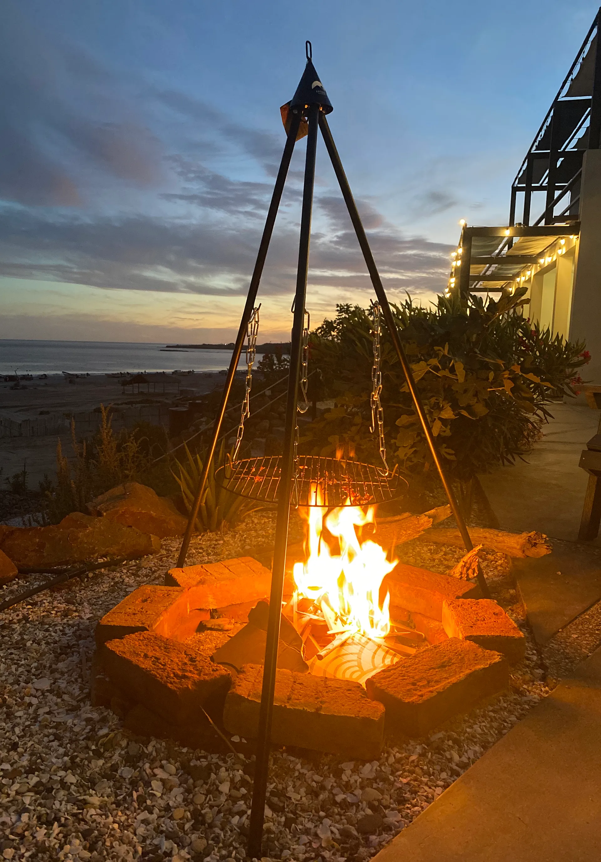 Tri-Pod Satake  XL, Negro Satake