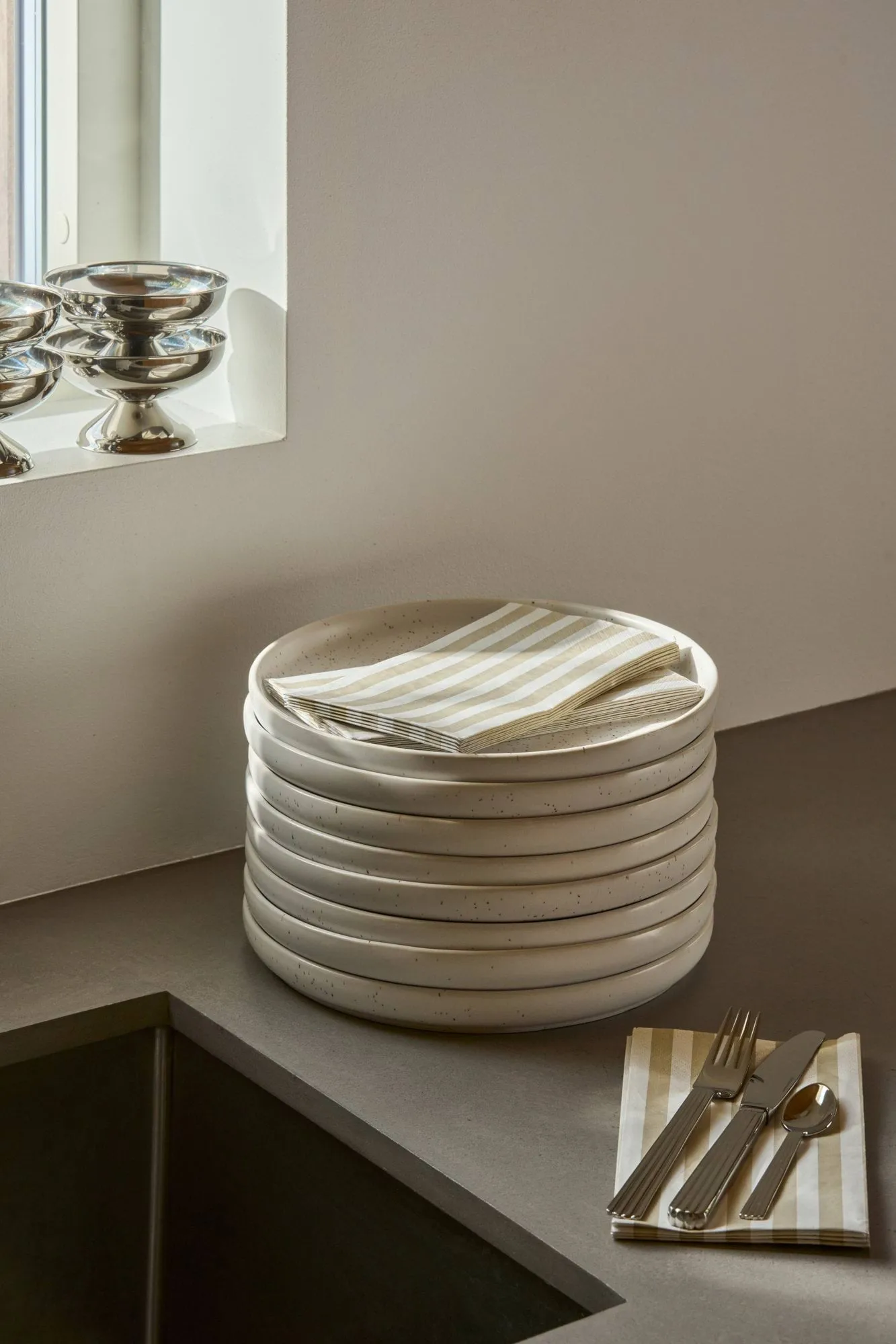 Bold Stripe servilleta de papel, Blanco y beige, pack de 15, 33x40 cm Scandi Essentials