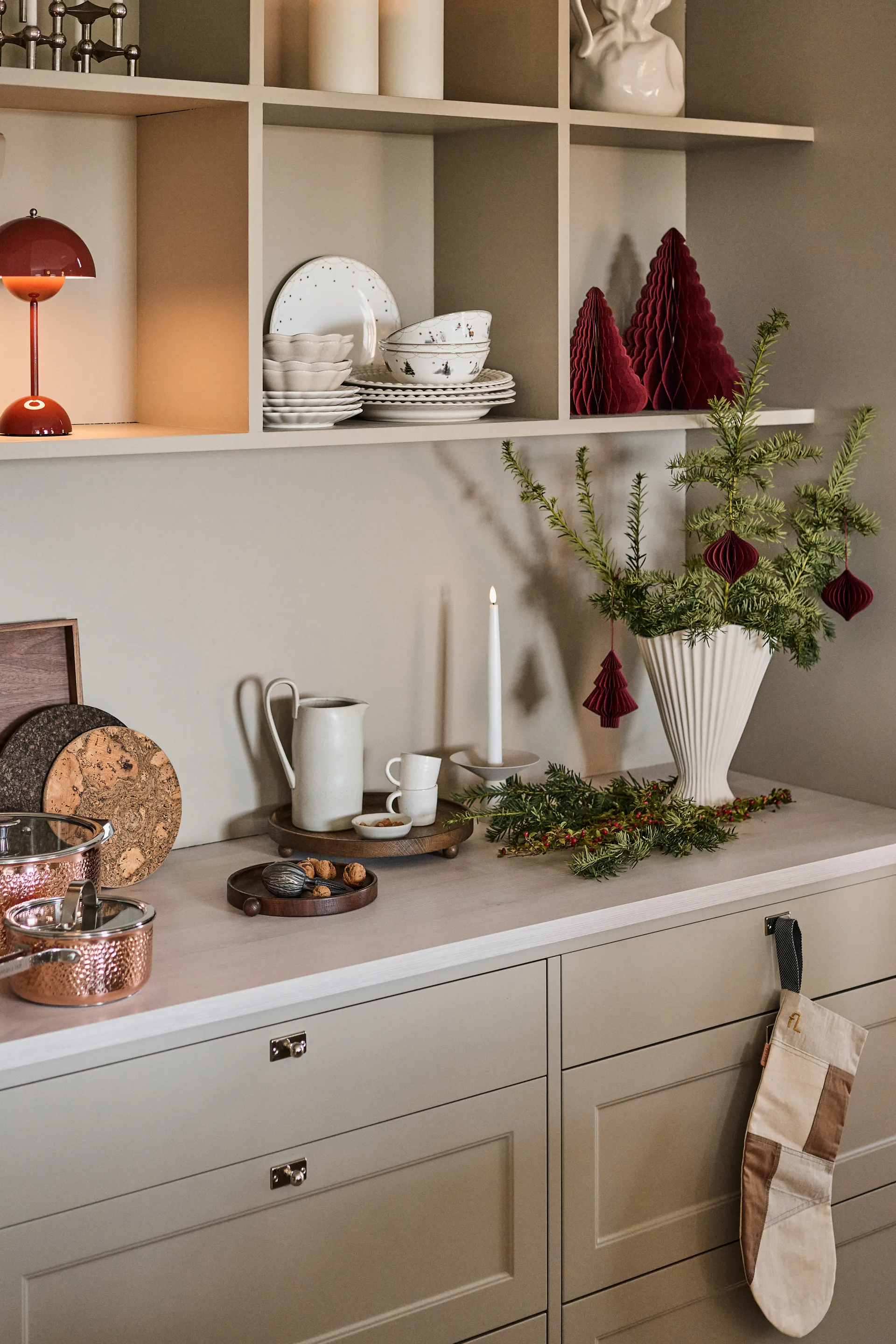 2 Adornos de Navidad Trees, Rojo Scandi Living