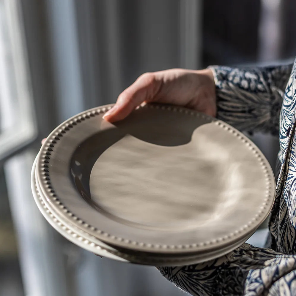 4 Platos Dots 28 cm, Beige Scandi Living