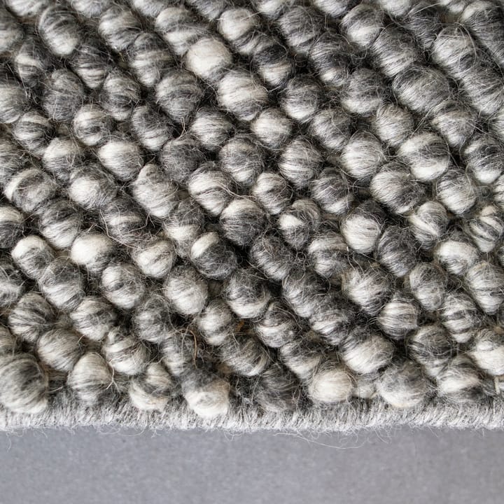 Alfombra de lana café líneas grises - Primeros Pueblos