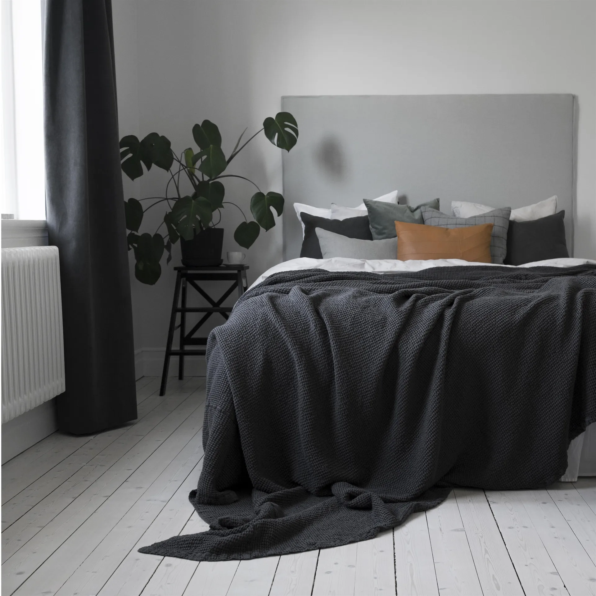 Colcha de cama Moss 160x260 cm, charcoal (gris) Scandi Living