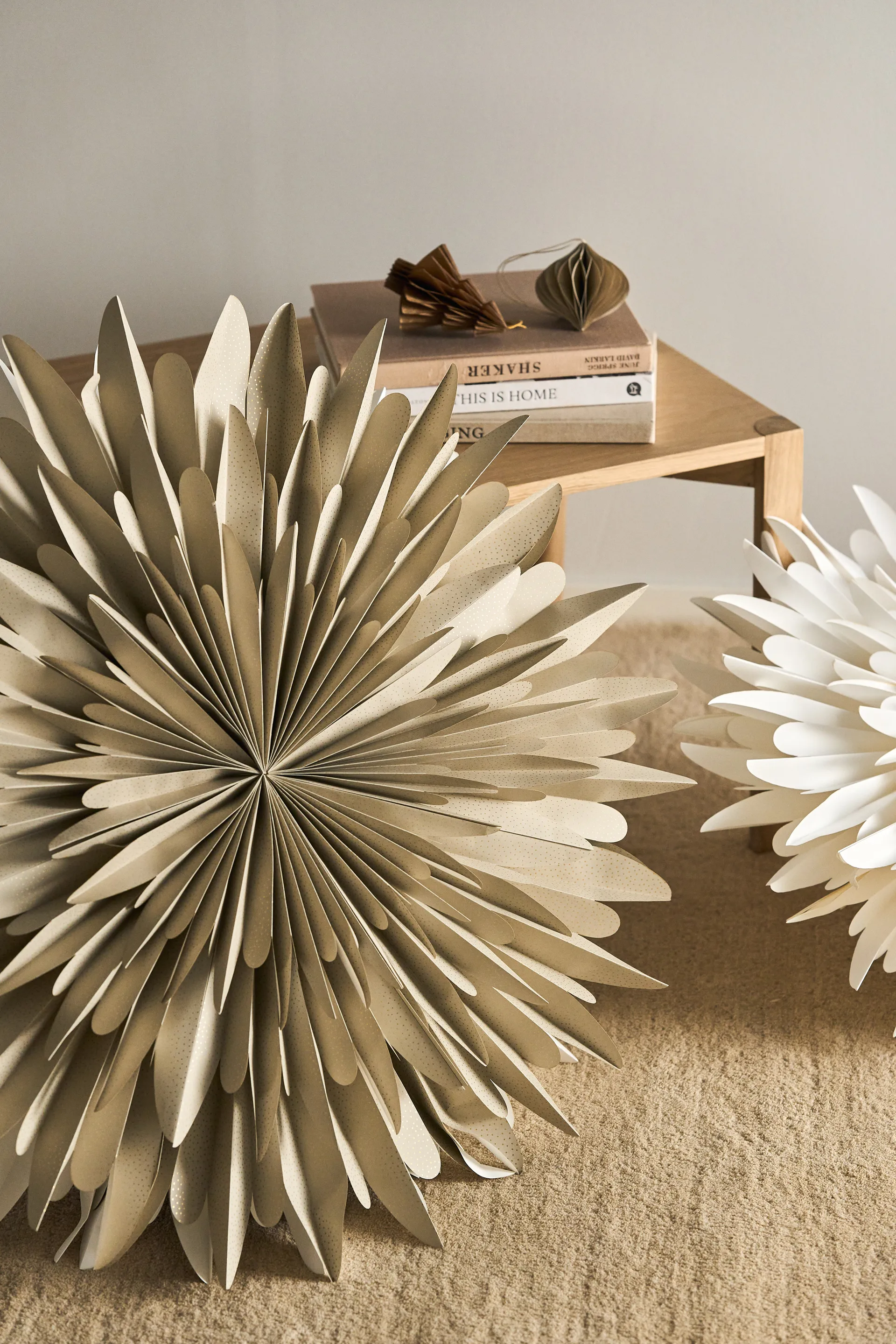 Estrella de Adviento Luna beige con puntos, 80 cm Scandi Living