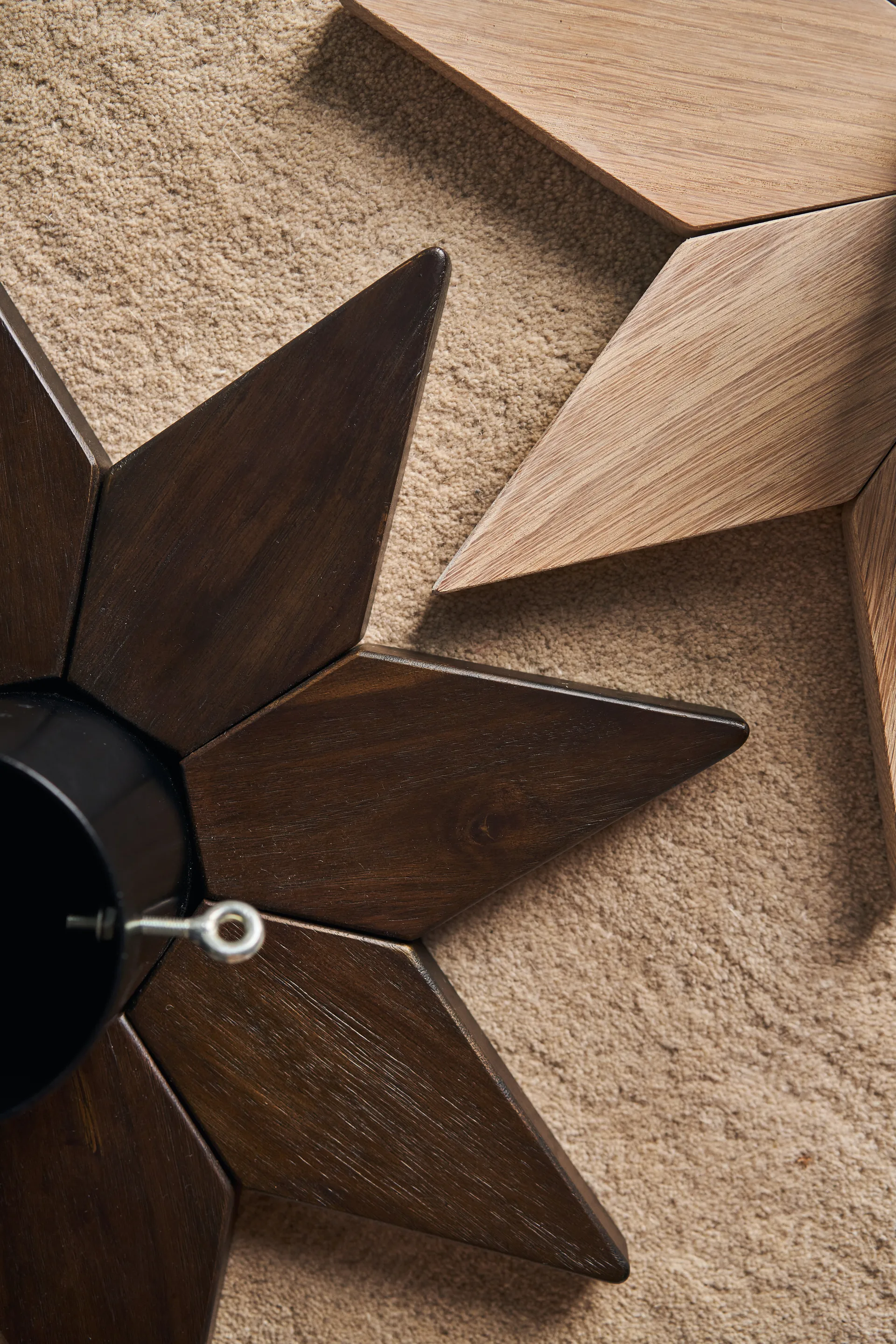 Pie para árbol de Navidad Norr, Teñido oscuro Scandi Living