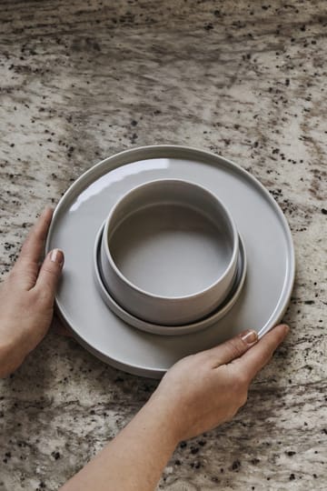 Plato Taper 26 cm - Gris claro - Scandi Living