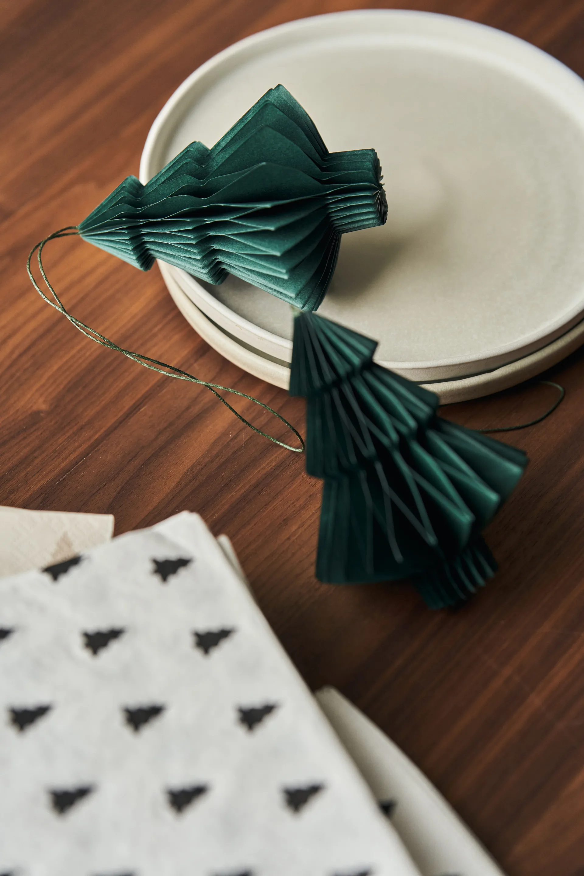 Set de 4 bolas de Navidad Tree, Verde musgo Scandi Living