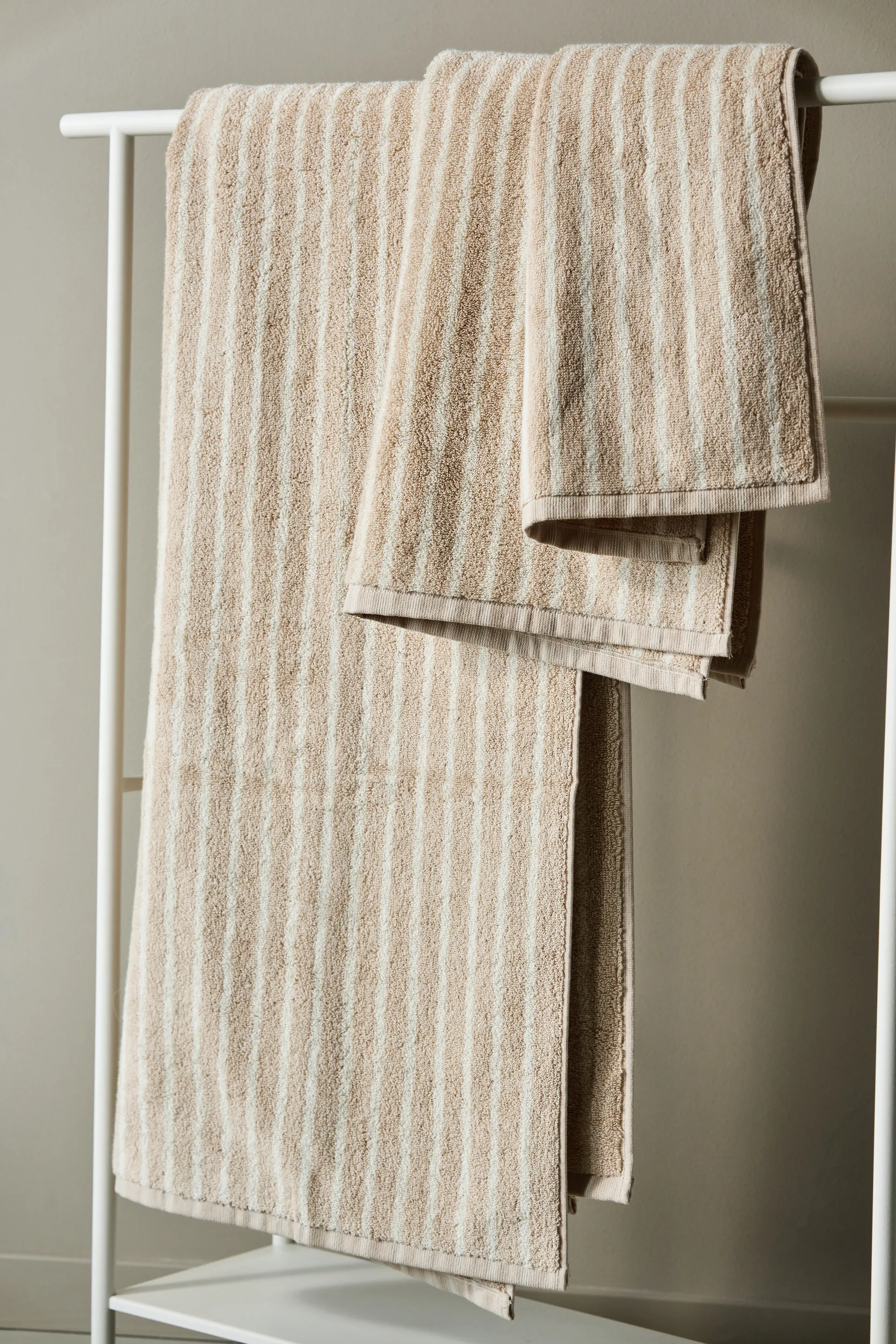 Set de toallas Drift 4 piezas - Beige-blanco,  Scandi Living