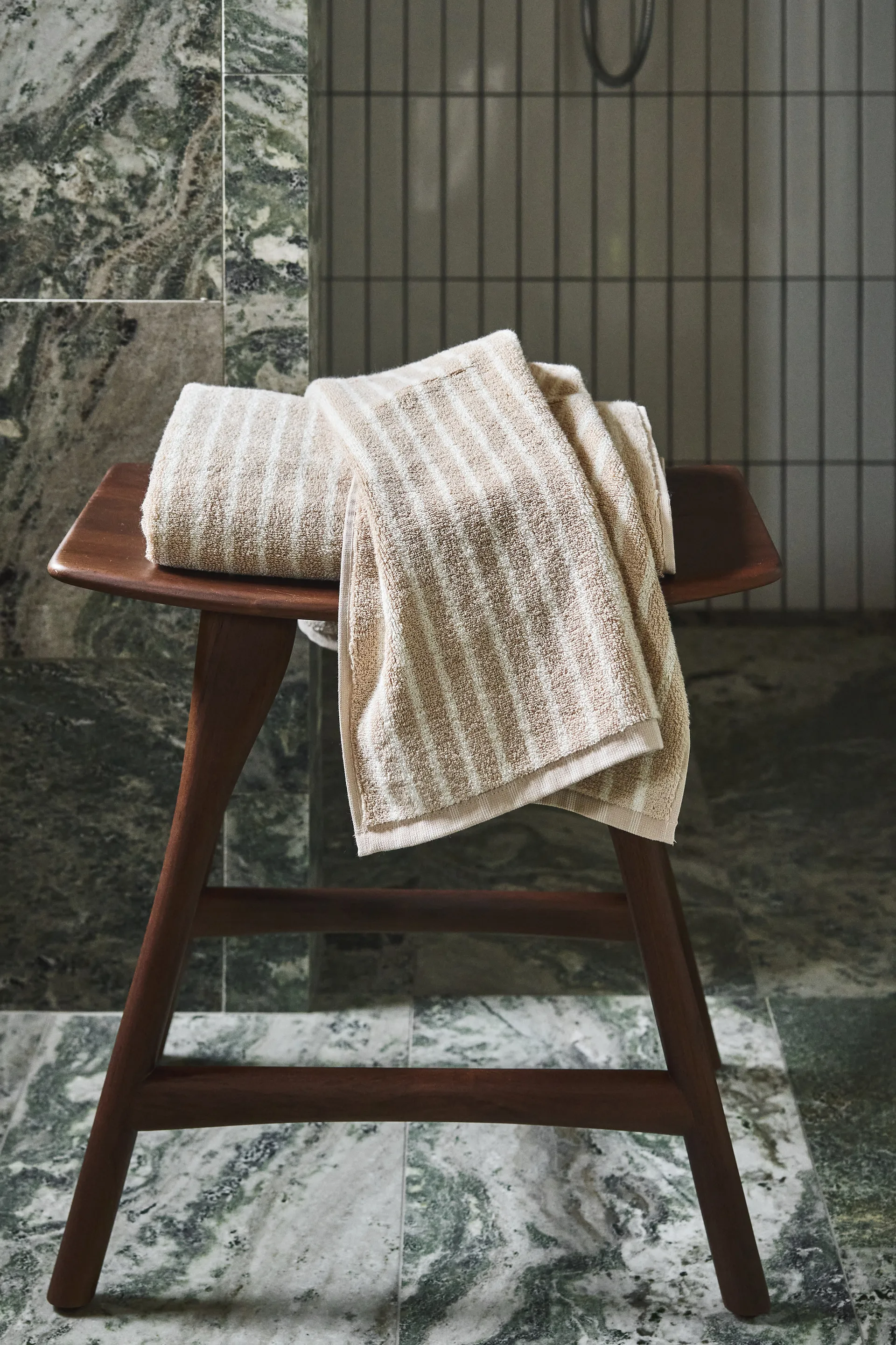 Set de toallas Drift 4 piezas - Beige-blanco,  Scandi Living